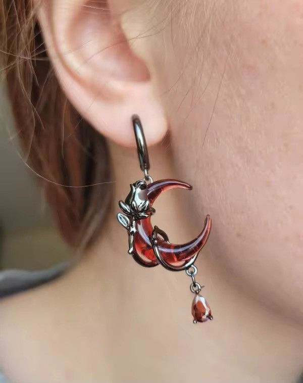 Other Red Moon Rose Crystal Drop Pendant Earrings Size ONE SIZE - 4 Thumbnail