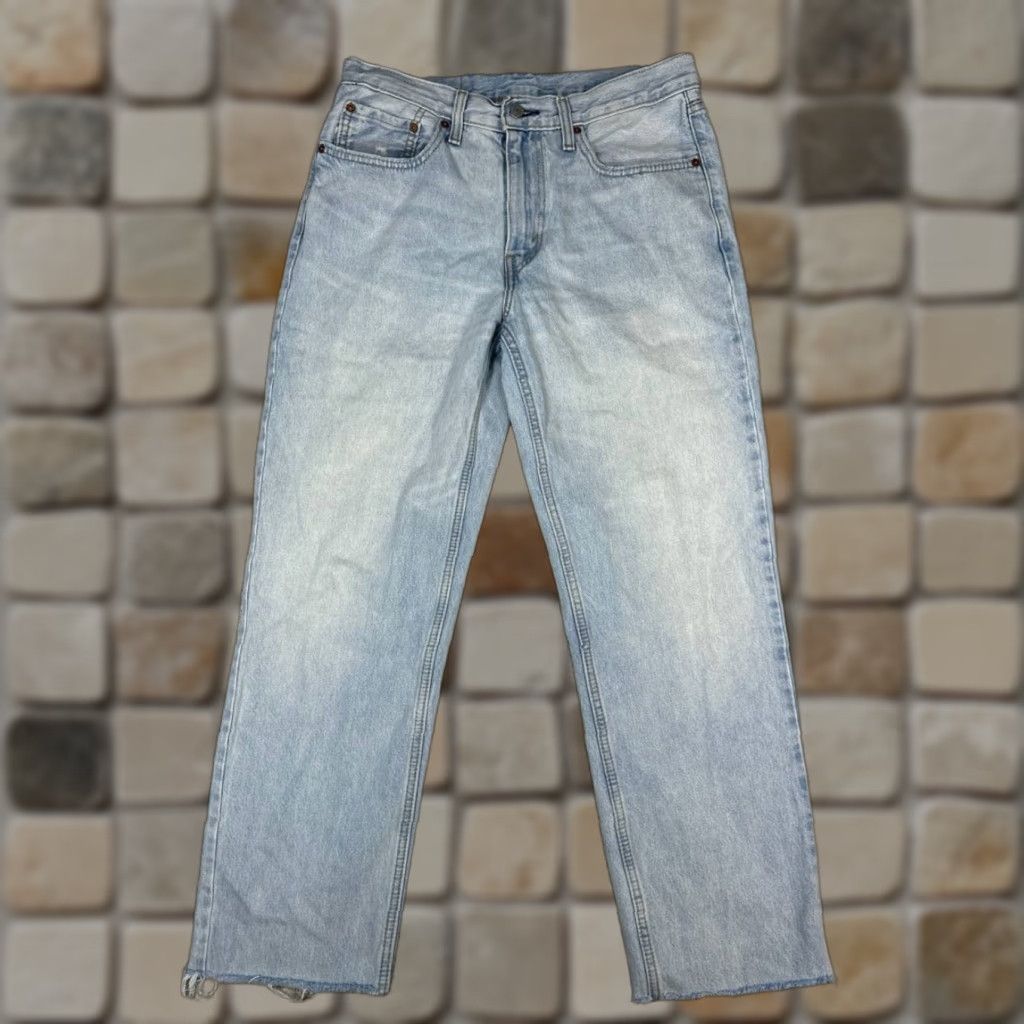 Levi's Levis 550 Jeans Mens 32 Blue Denim Cotton Relaxed Straight Fringe Hem 31x29 Jeans Mens Blue Denim Cotton Relaxed Straight Fringe Hem 31x29 Size US 32 / EU 48 - 1 Thumbnail