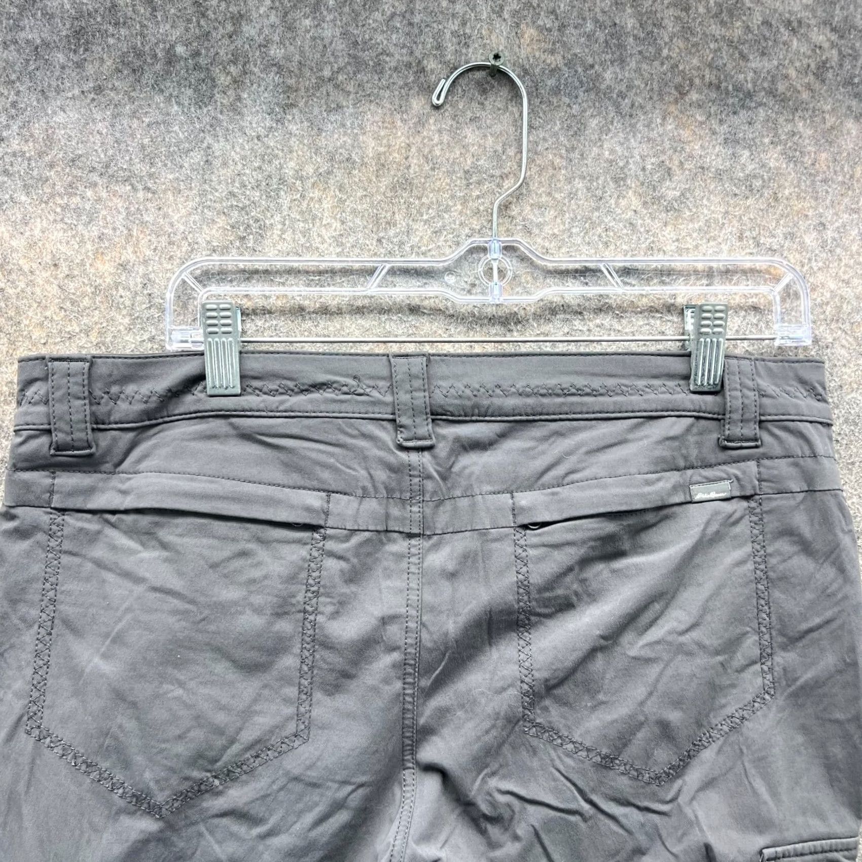 Eddie Bauer VINTAGE Eddie Bauer Pants Women 12 Gray Chino Flat Front Capri Hiking Cargo Stretch Capri Pants Gray Women's 12 Eddie Bauer Mens? Size 34" / US 12 / IT 48 - 4 Thumbnail