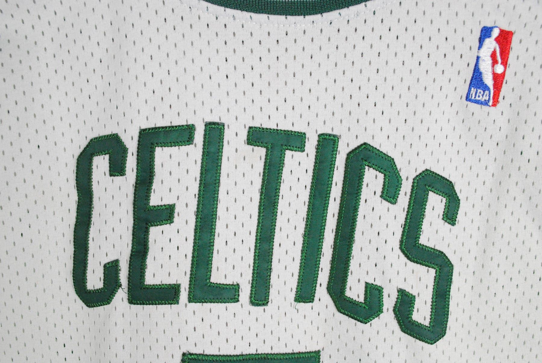 NBA Celtics Boston Garnett Jersey Medium / Large Size US M / EU 48-50 / 2 - 3 Thumbnail