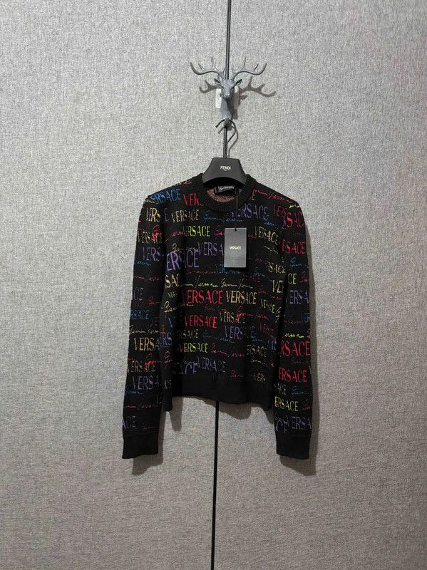 Versace Versace Embroidered Black Wool Pullover Sweater 0089 Size M / US 6-8 / IT 42-44 - 1 Thumbnail