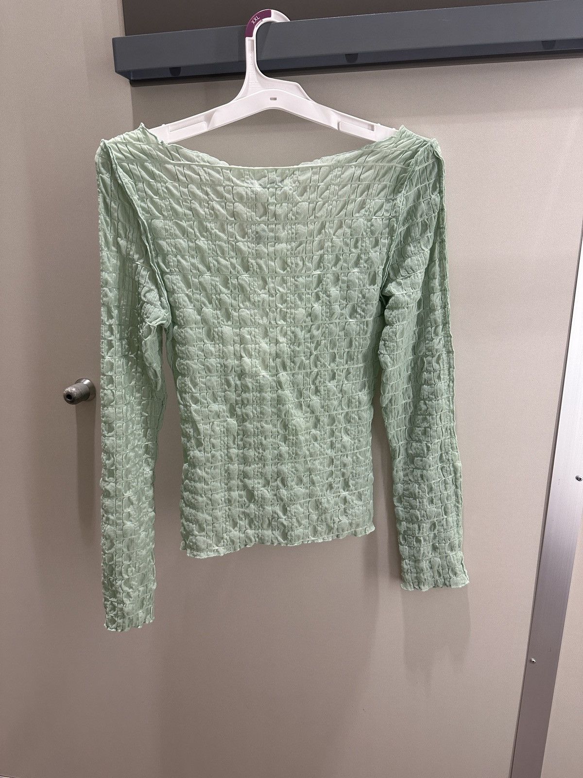 Topshop NWT Topshop textured long sleeve v neck top in green in Size S / US 4 / IT 40 - 3 Thumbnail