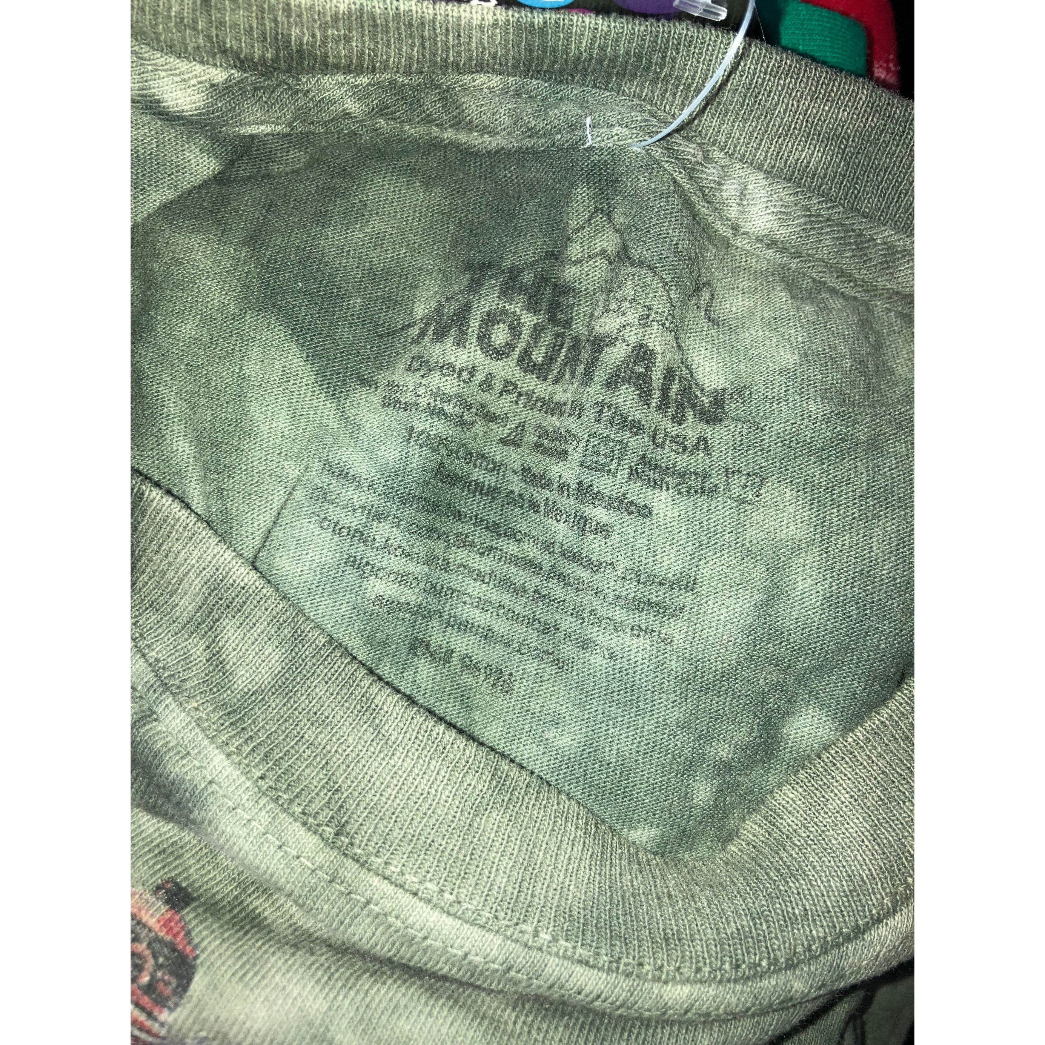The Mountain × Vintage Y2K 00s The Mountain Arrow Tee Size XL Size US XL / EU 56 / 4 - 3 Thumbnail