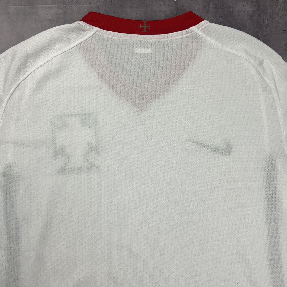 Nike Rare! Portugal Nike Away Shirt Soccer Jersey 2008/10 Size US M / EU 48-50 / 2 - 16 Thumbnail