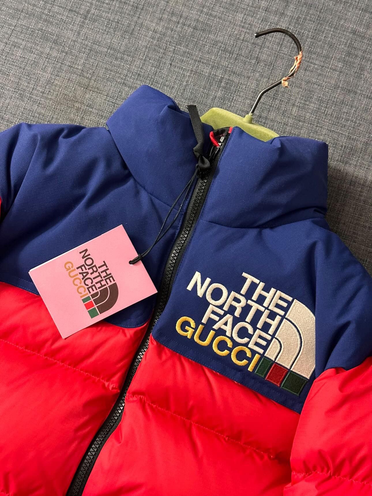 Gucci DSWT! GUCCI X THE NORTH FACE JACKET NUPTSE 700 Size US S / EU 44-46 / 1 - 3 Thumbnail