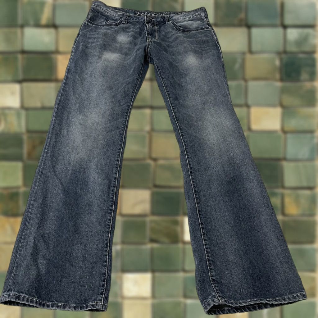 Vintage Mavi Jeans Mitch Jeans Men 36x34 Blue Boot Cut Zip Fly Made in Egypt Denim Distressed Regular 5-Pocket Mens Jeans Blue Cowboy Classic Vintage No Size US 36 / EU 52 - 1 Thumbnail