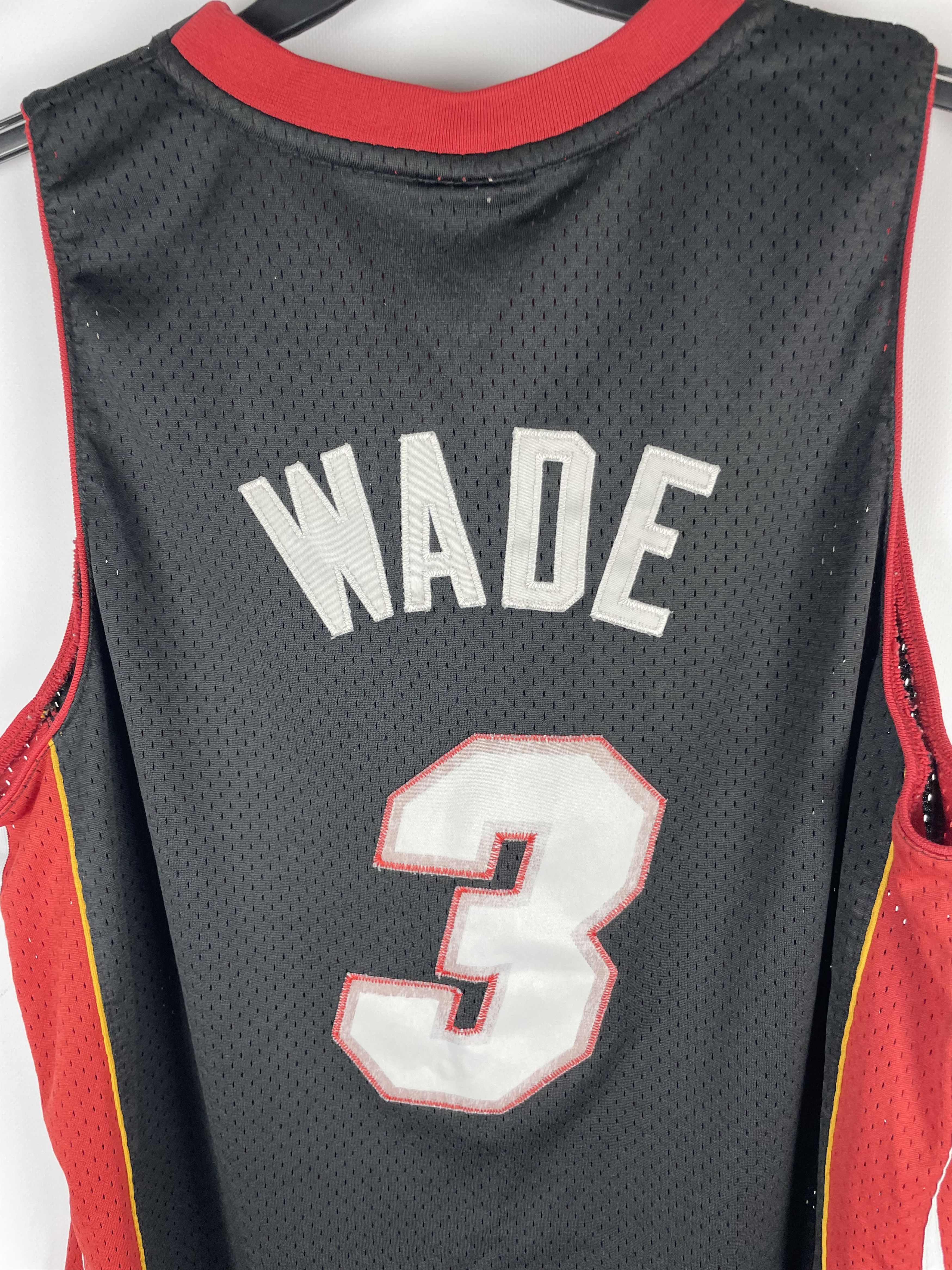 NBA Miami Heat Dwayne Wade #3 Reebok Jersey Size US XL / EU 56 / 4 - 8 Thumbnail
