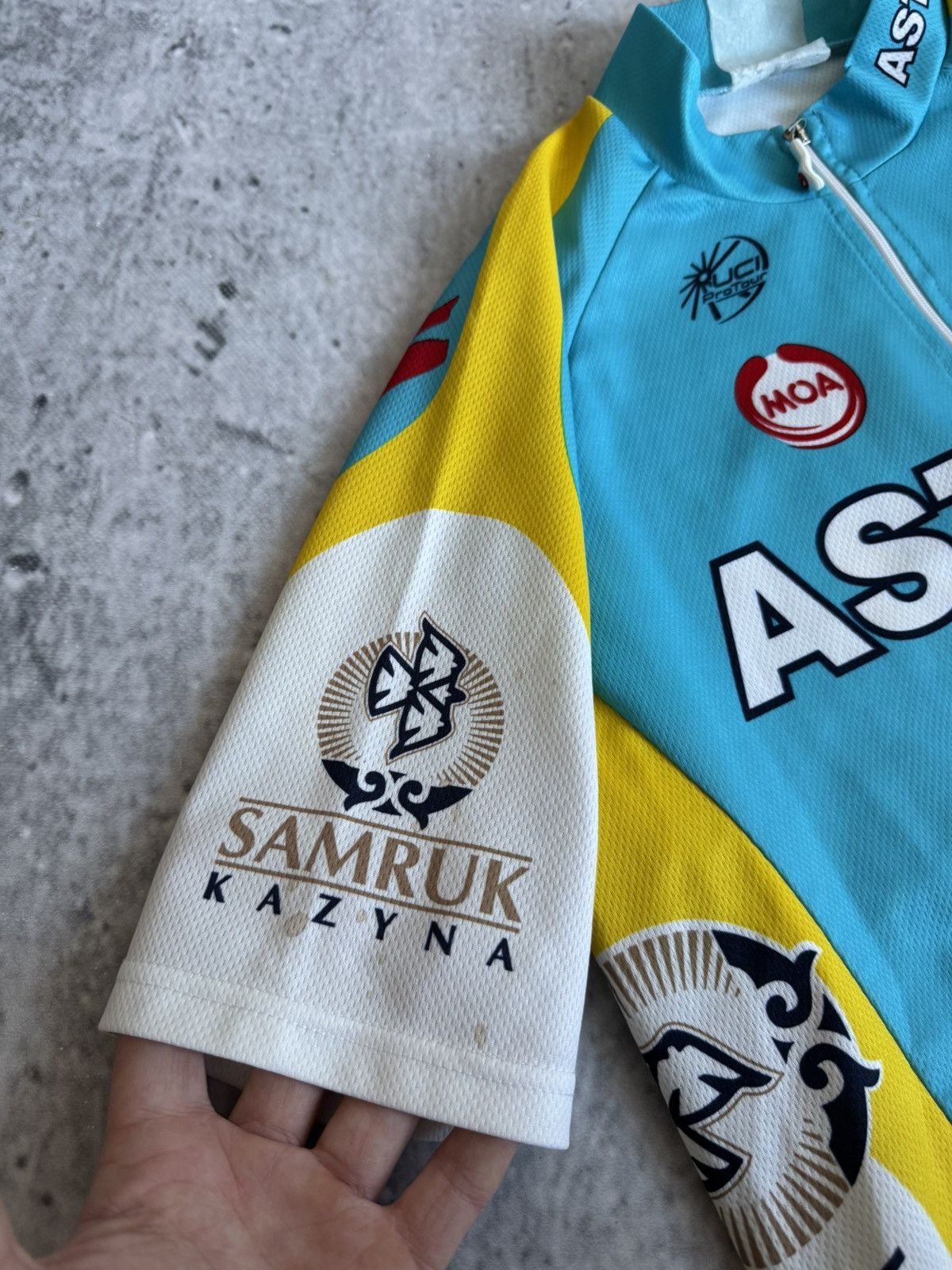 Vintage Astana velo jersey Kazyna Size US M / EU 48-50 / 2 - 3 Thumbnail