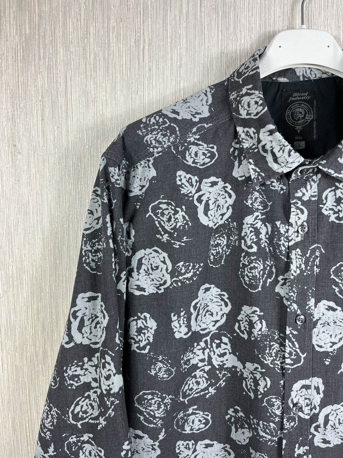 Diesel × Vintage Vintage archive Diesel Industries roses full print y2k shirt Size US L / EU 52-54 / 3 - 6 Thumbnail