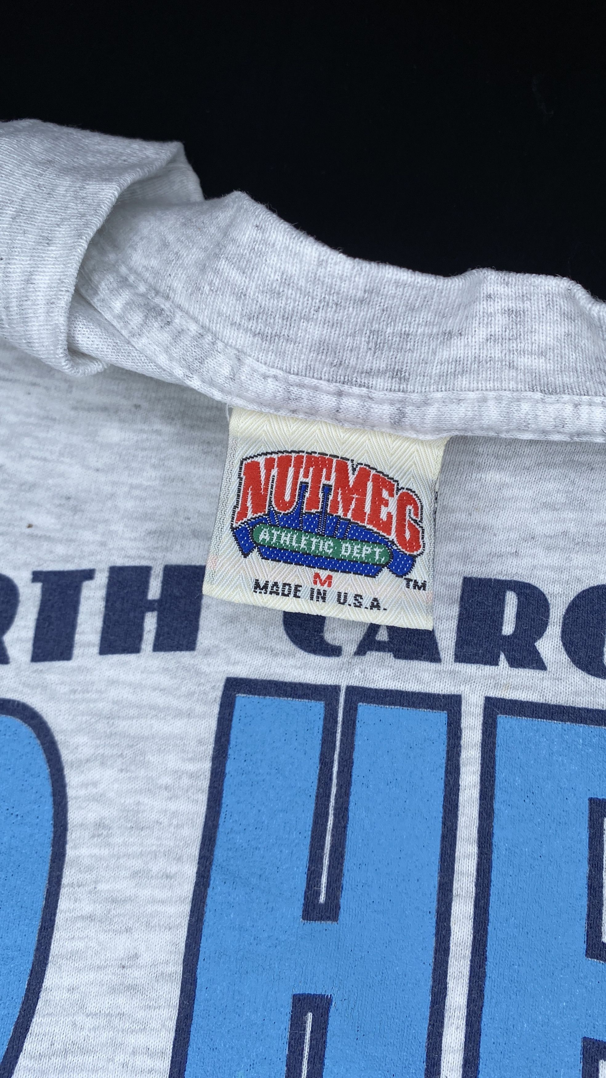 Vintage Vintage 90s North Carolina Tar Heels Nutmeg Mascot Tee Size US M / EU 48-50 / 2 - 6 Thumbnail