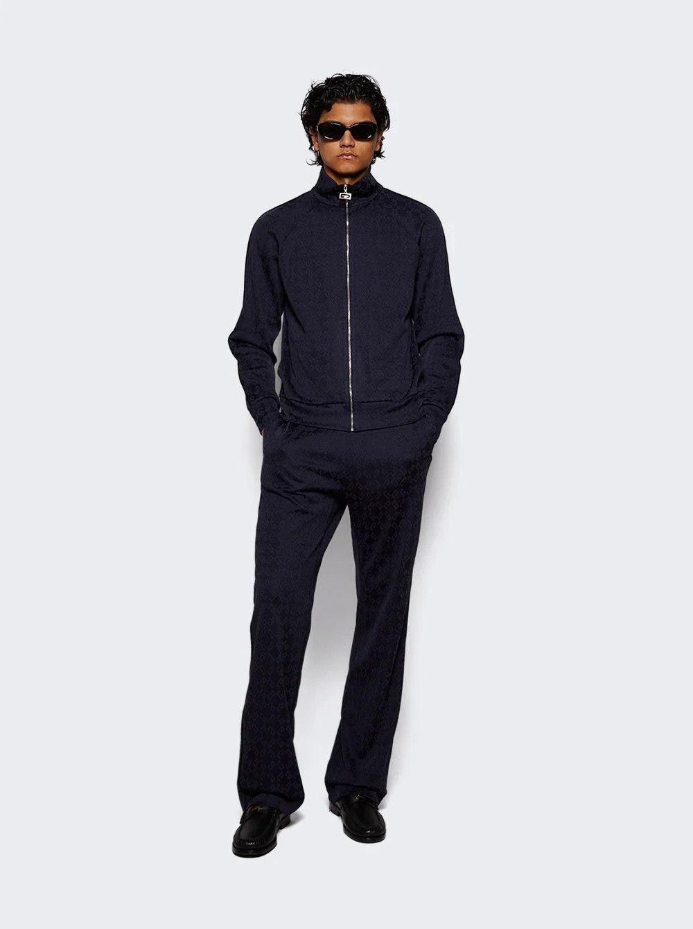 Givenchy o1w1db10326 Straight Leg Formal Sweatpants & Joggers in Blue Size US 40 / EU 56 - 2 Thumbnail
