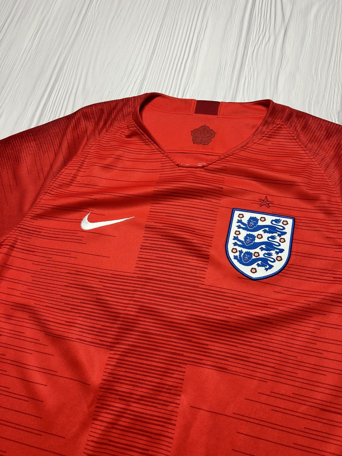 Nike England 2018 2019 Nike Away Shirt Soccer Jersey Size L Size US L / EU 52-54 / 3 - 5 Thumbnail