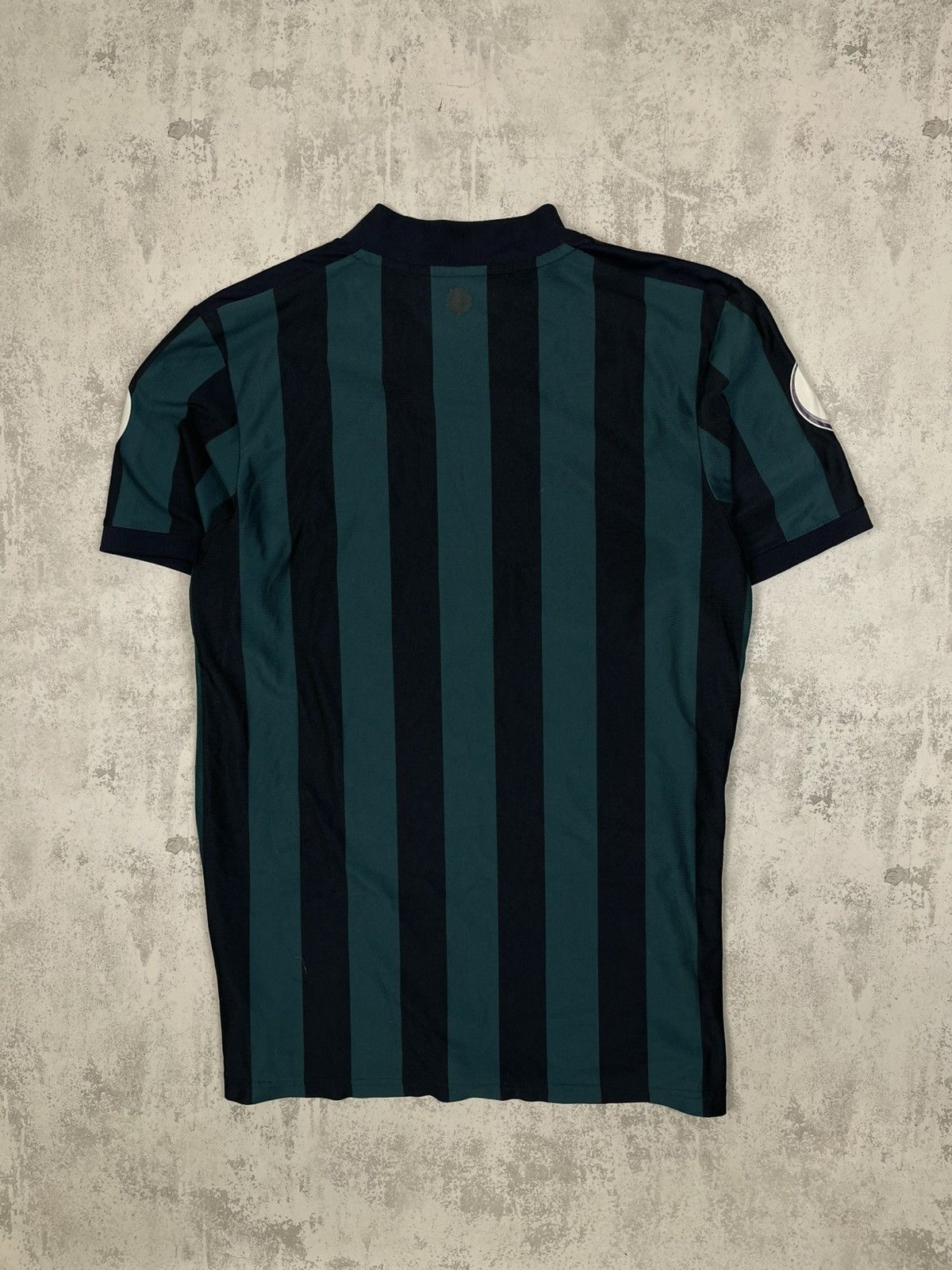 Adidas 2020/21 Leeds United Away Jersey — Bold Striped Adidas Kit Size US M / EU 48-50 / 2 - 10 Thumbnail