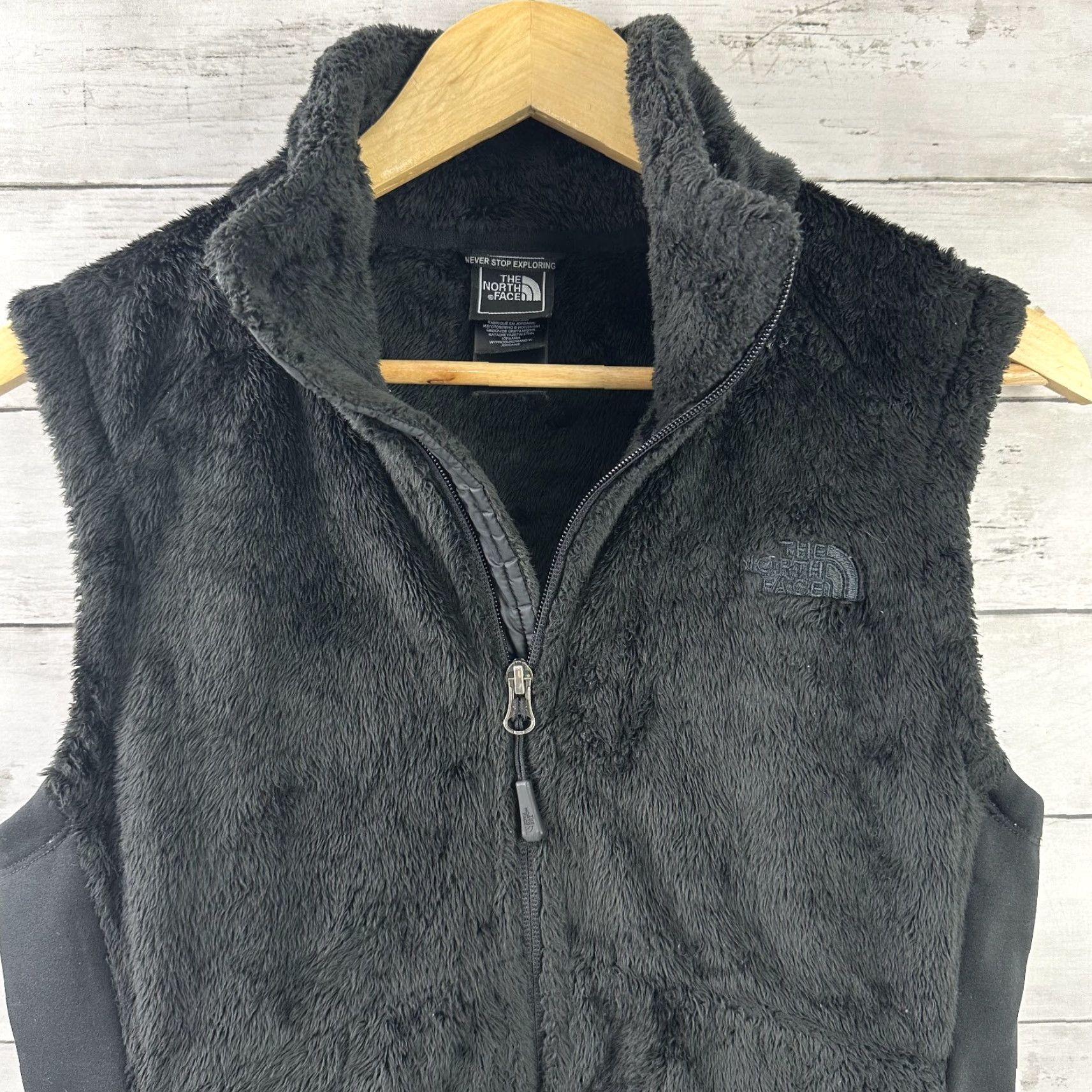 The North Face The North Face Fleece Vest Women’s Size Medium Black Full Zip Outdoor Camp Size M / US 6-8 / IT 42-44 - 2 Thumbnail