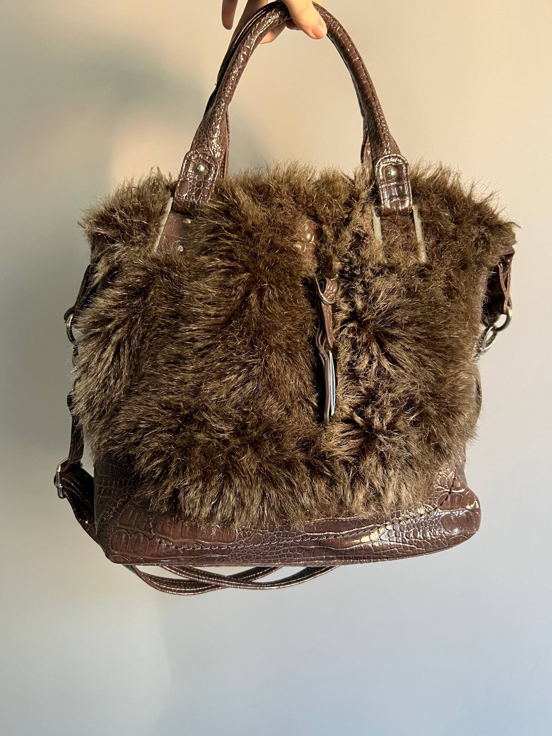 Vintage Vintage Fur Faux Shoulder Bag Y2K Avant Garde style Size ONE SIZE - 3 Thumbnail