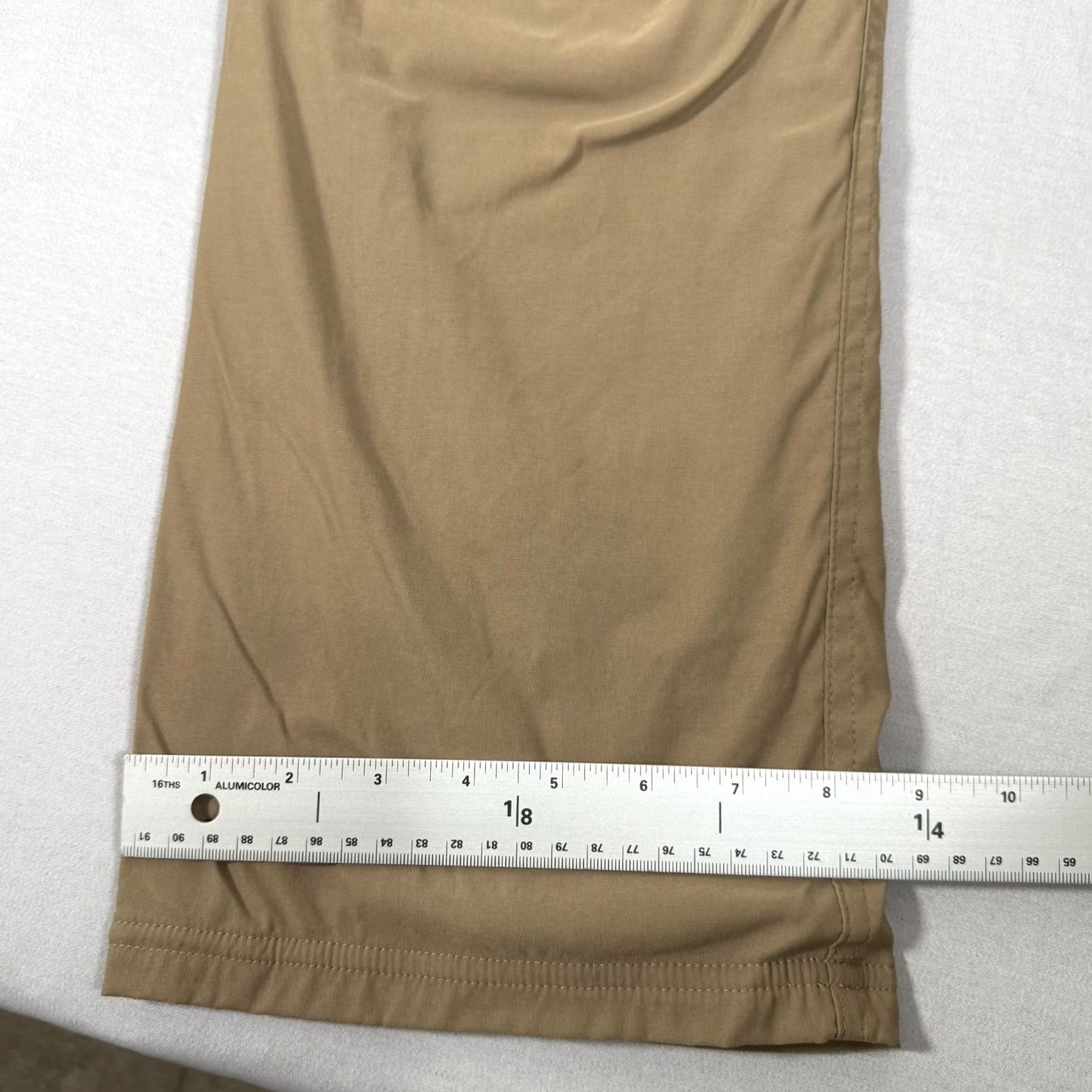 Eddie Bauer Eddie Bauer Pants Mens 36x30 Beige Fleece-Lined Straight Fit Outdoor Chino Casual Regular 36x30 Mens Beige Logo Pockets Zipper Belt Loops Vintage: No Size US 36 / EU 52 - 7 Thumbnail