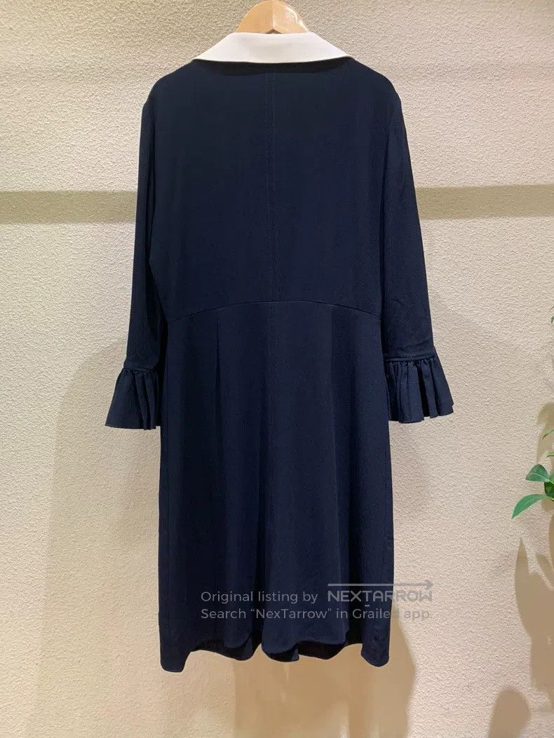 Gucci Gucci The ruffled dress with tiger head button Size M / US 6-8 / IT 42-44 - 2 Thumbnail