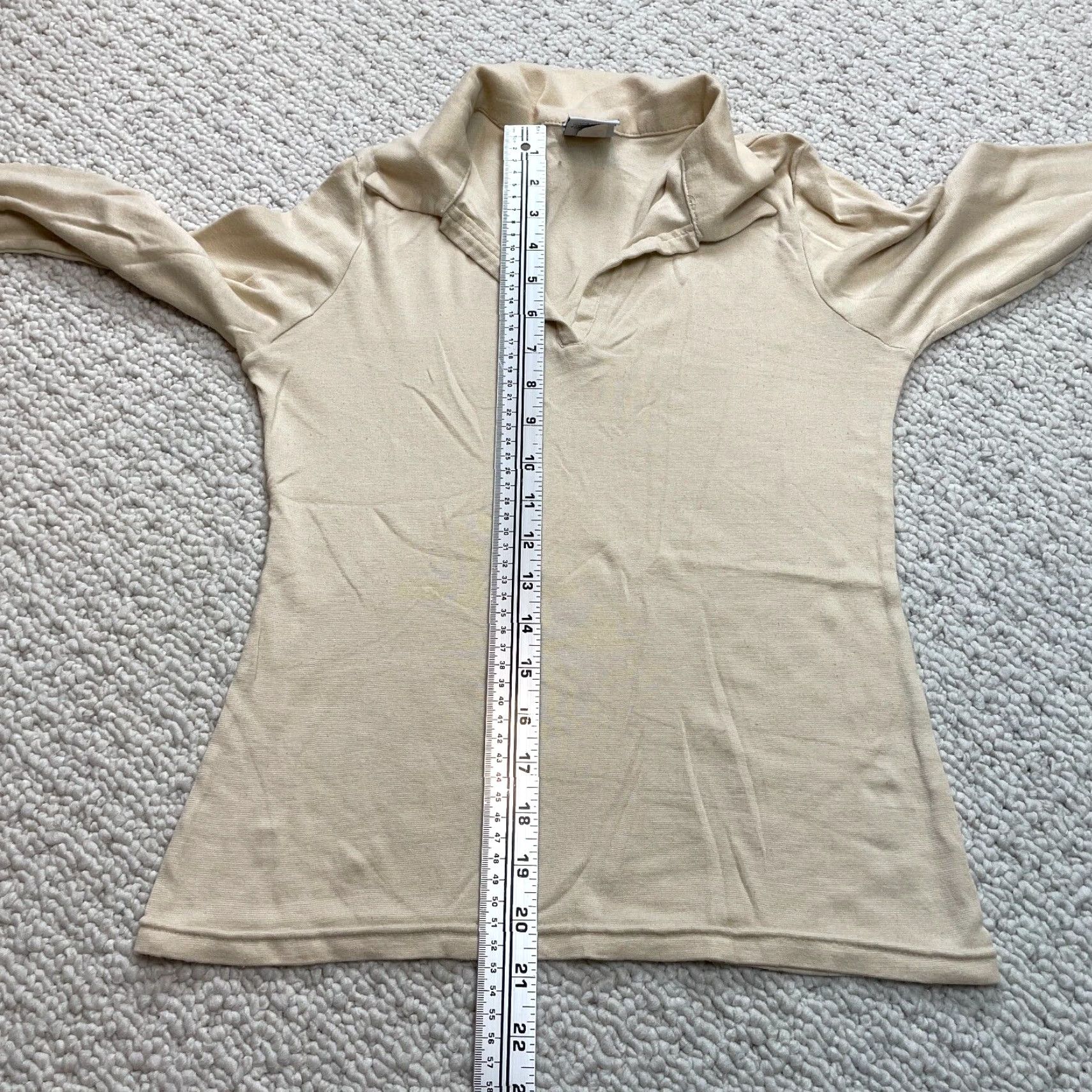 Old Navy Old Navy Polo Shirt Juniors M Beige Long Sleeve Polo Casual Shirt Womens Beige Polo Shirt Beige/Blue Details Size M / US 6-8 / IT 42-44 - 2 Thumbnail