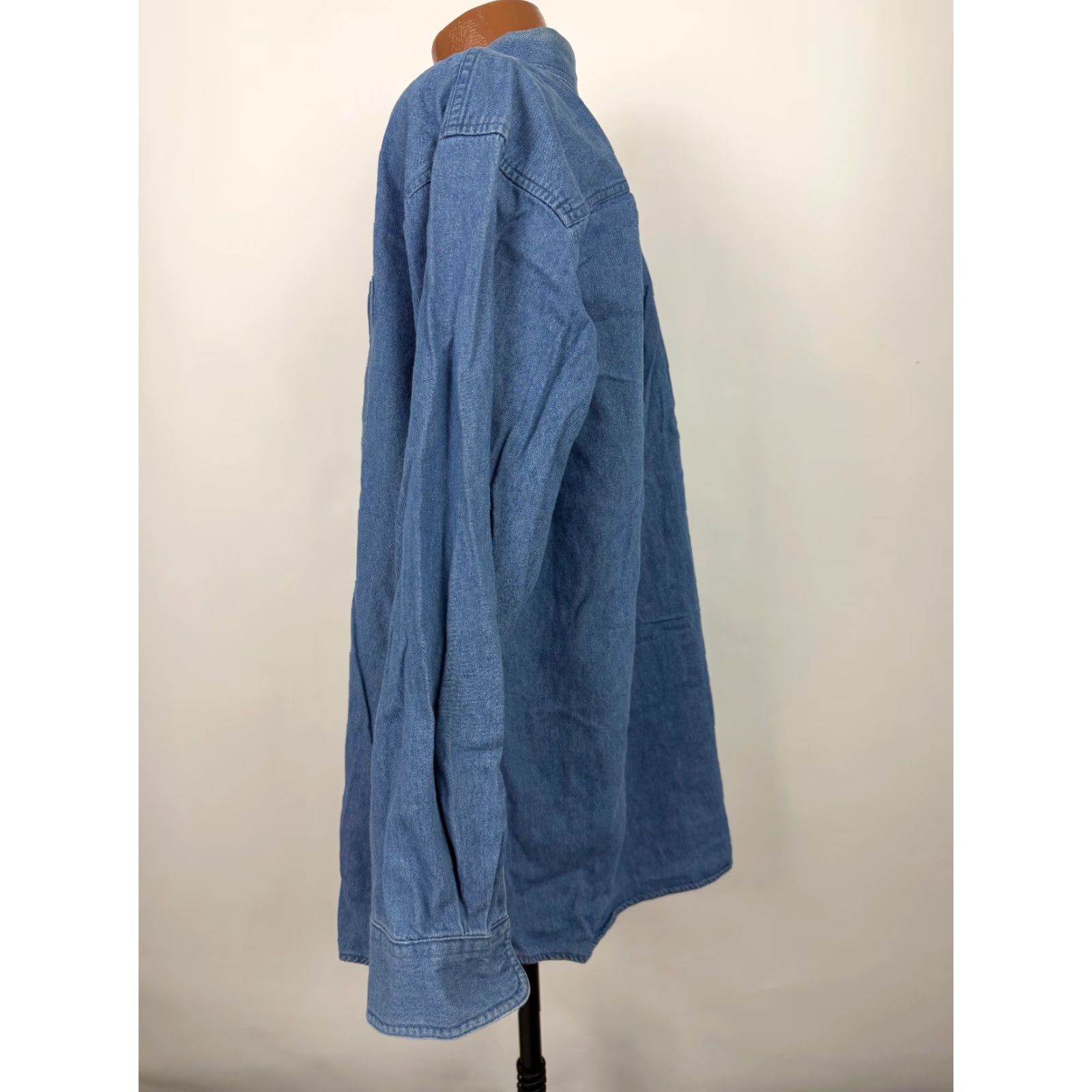 Vintage VINTAGE Fort Worth Denim Shirt Men XL Texas Long Horn Cowboy Button Up Minimal Shirt Men XL Blue Cotton Denim Embroidered 90s Texas Outdoor Y2K Size US XL / EU 56 / 4 - 5 Thumbnail