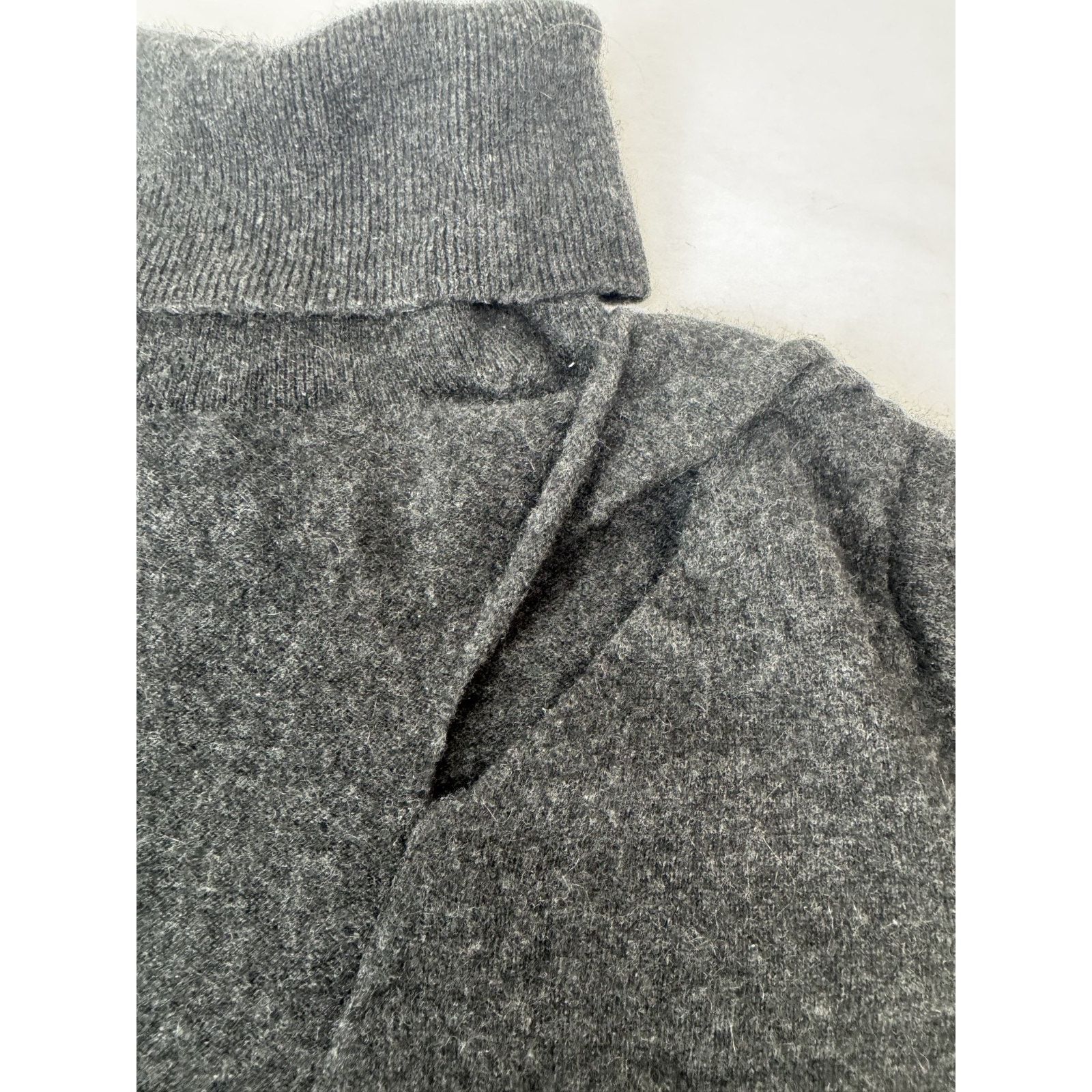 Other Lusso Cashmere Sweater Medium Gray Turtleneck Cut Out Twist Size M / US 6-8 / IT 42-44 - 2 Thumbnail