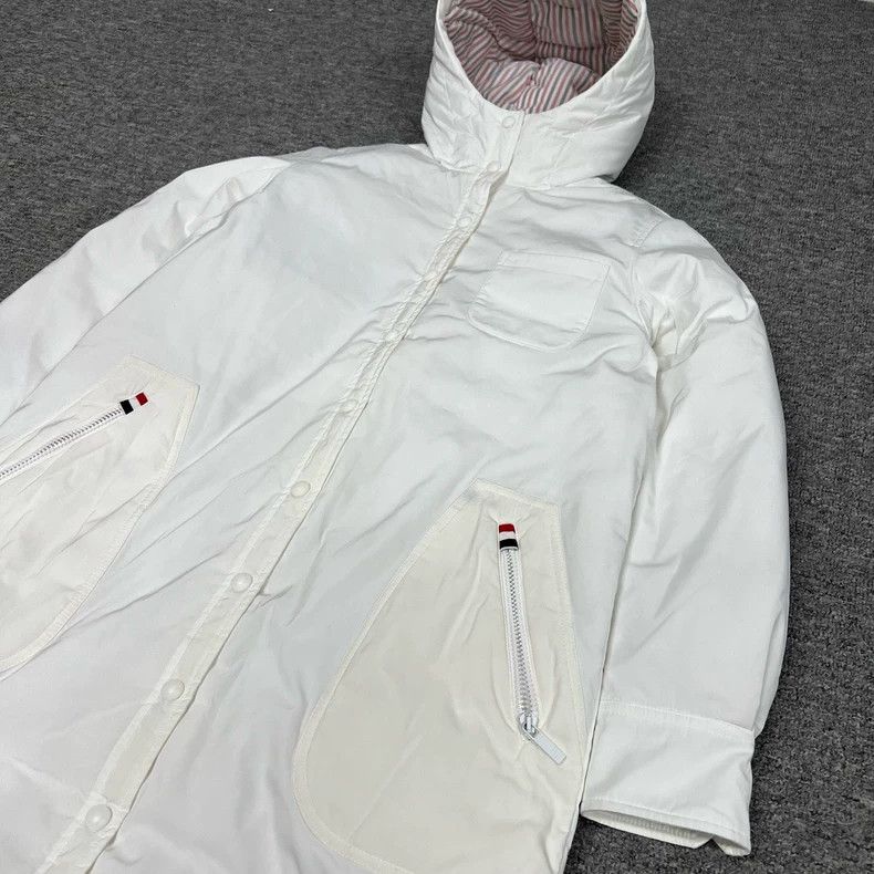 Thom Browne Thom BrowneLong white down jacket 2503-Nextarrow Size XS / US 0-2 / IT 36-38 - 3 Thumbnail