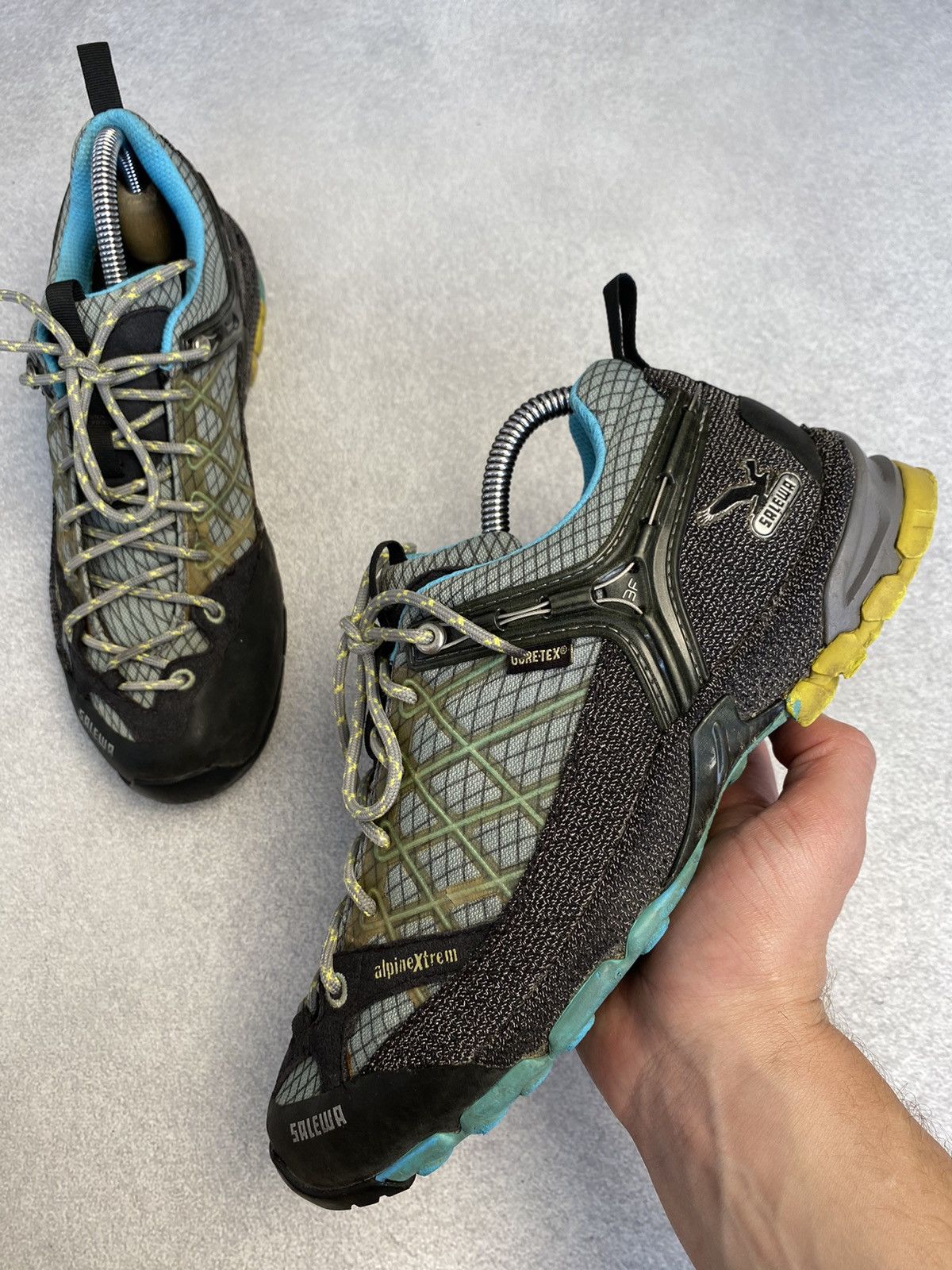 Vintage Vintage Salewa Gore-Tex Hiking Shoes trekking outdoor US8 Size US 8 / EU 41 - 8 Thumbnail
