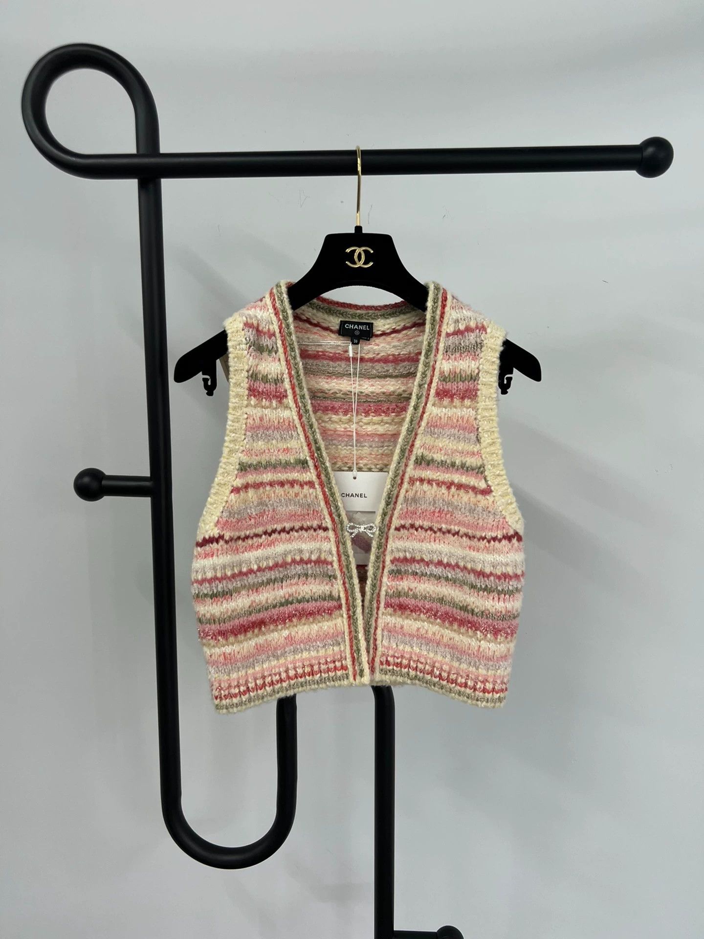 Chanel Chanel Pink Stripe Bow Knit Vest Size S / US 4 / IT 40 - 1 Thumbnail
