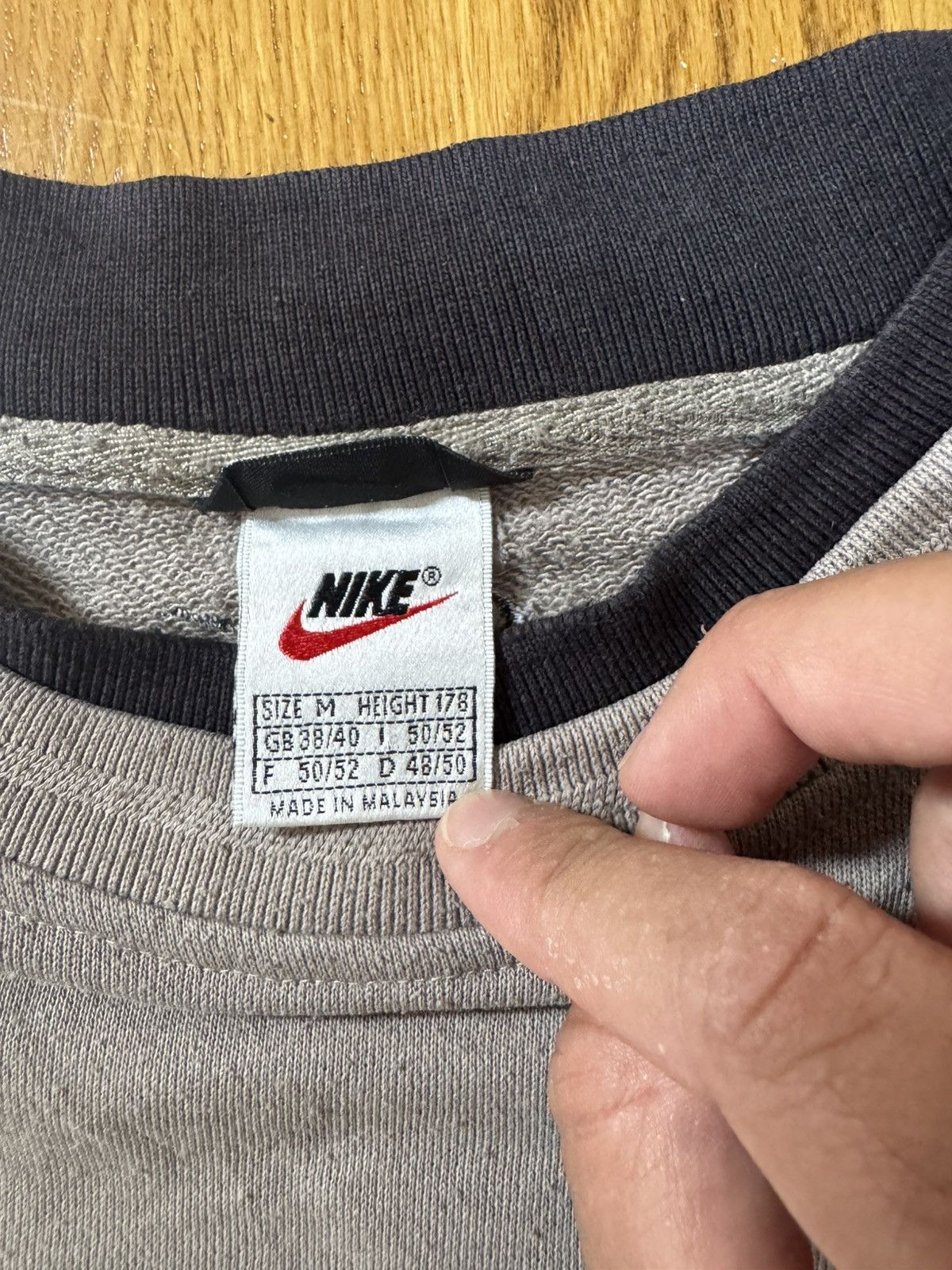 Nike Vintage Nike “Authentic Athletic” Sweatshirt - Size M Size US M / EU 48-50 / 2 - 8 Thumbnail