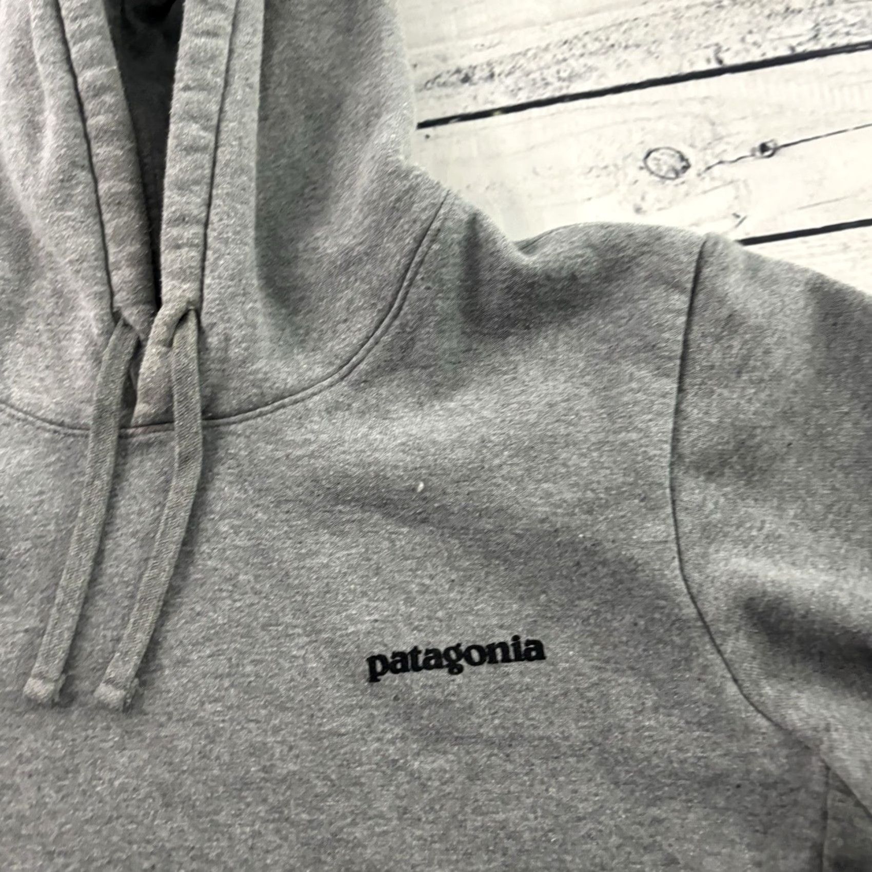 Patagonia Patagonia Pullover Hoodie Sweatshirt Hoodie Men 2XS XS Gray Pullover Patagonia Hoodie Gray 2XS XS Mens Womens Size XXS / US 00 / IT 34 - 2 Thumbnail