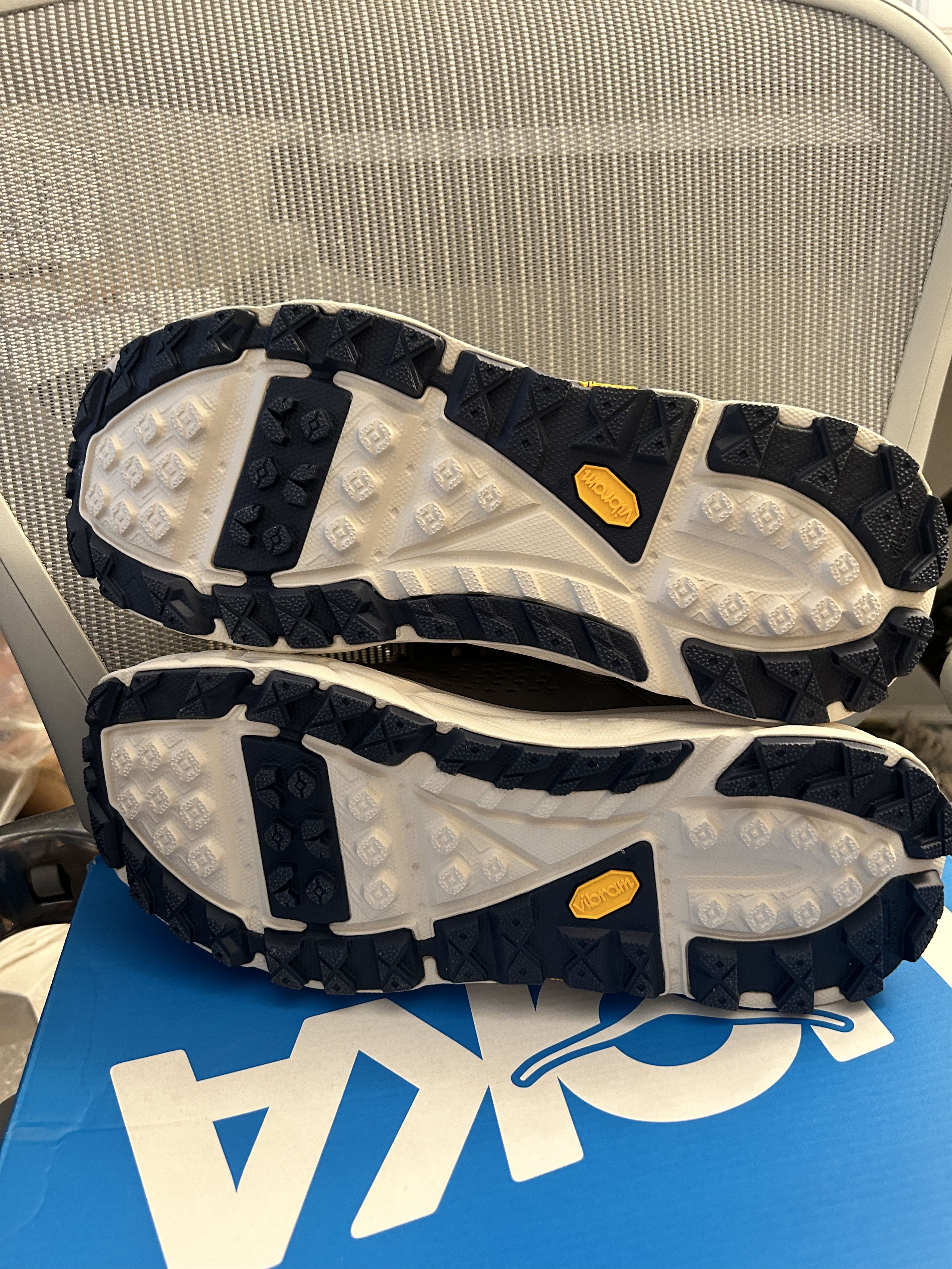 Hoka Tor Ultra GORE-TEX Low Limestone Shifting Sand Size US 12 / EU 45 - 8 Thumbnail