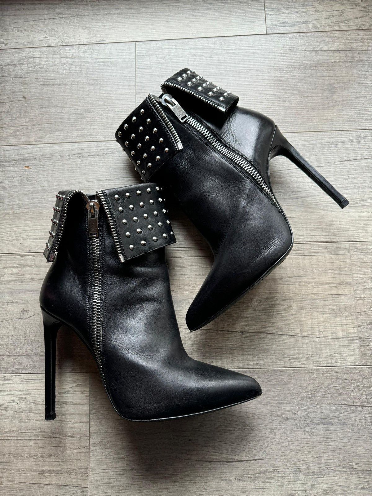 Saint Laurent Paris × Yves Saint Laurent Saint Laurent Studded High Heel Rock Boots Size US 8 / IT 38 - 2 Thumbnail