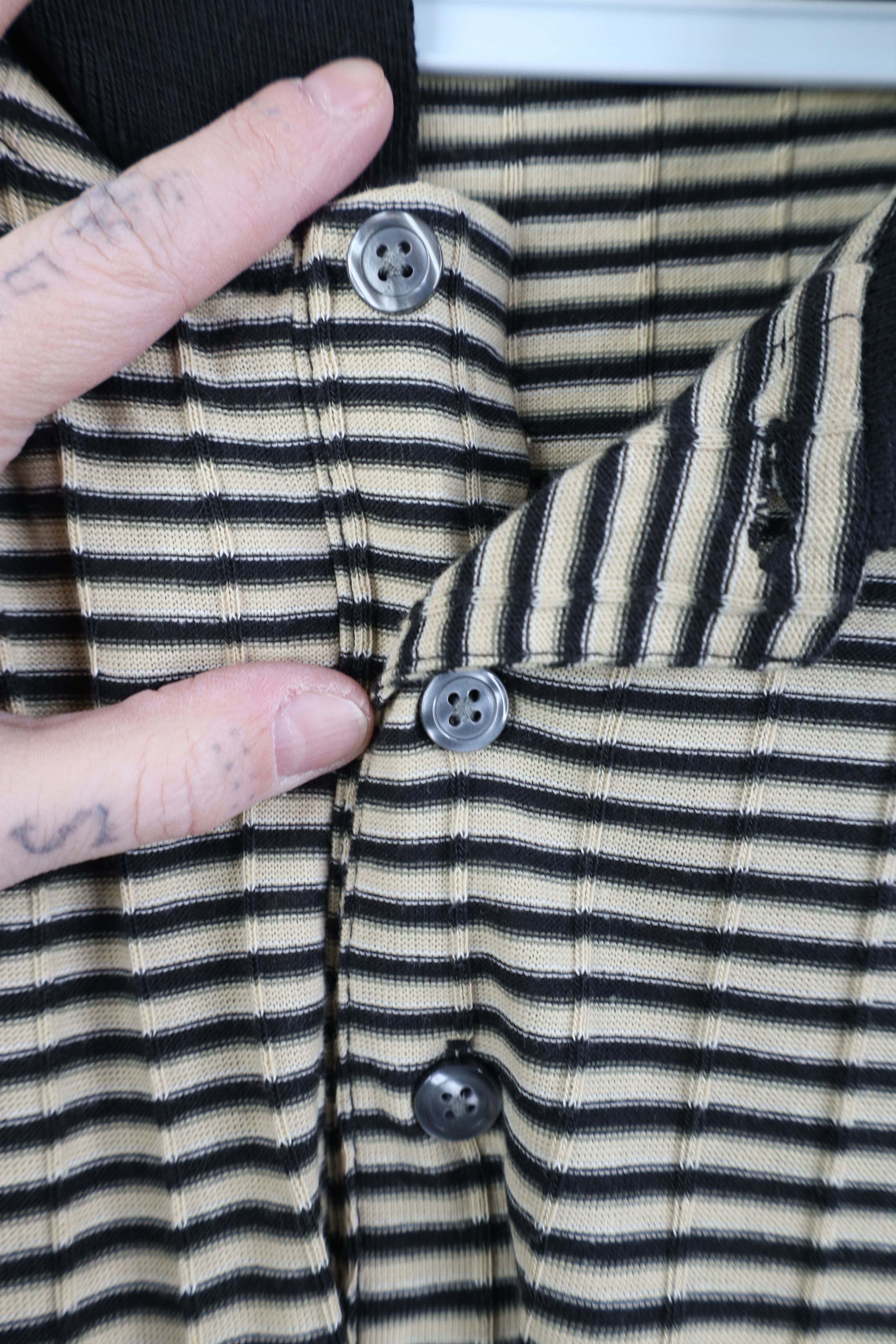 Vintage Vintage 90s Streetwear Striped Ribbed Knit Golf Polo Shirt Size US L / EU 52-54 / 3 - 4 Thumbnail