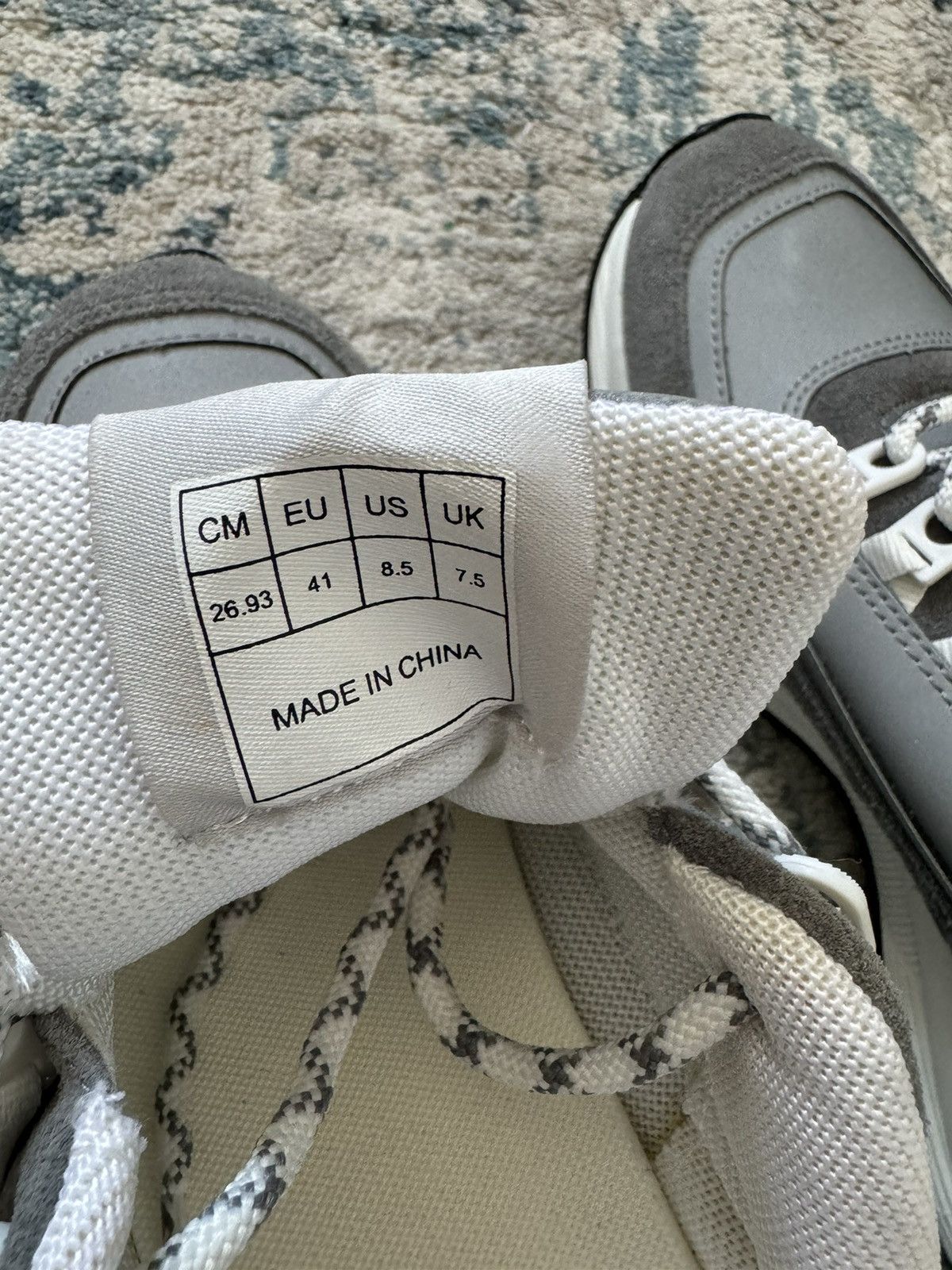 A.P.C. Bnwt $325 8.5 A.P.C. Reflective jay sneakers classic Size US 8.5 / EU 41-42 - 8 Thumbnail
