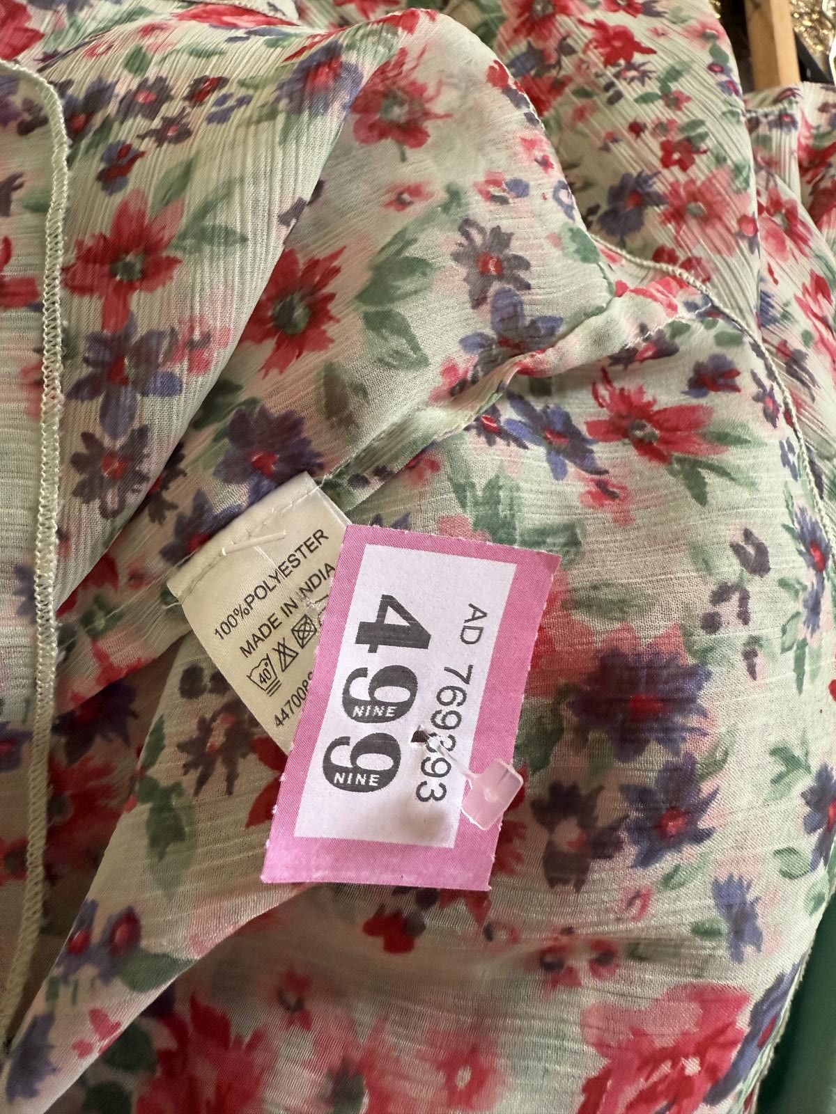 Designer Floral Maxi Dress with Ruffle Detail Size M / US 6-8 / IT 42-44 - 1 Thumbnail