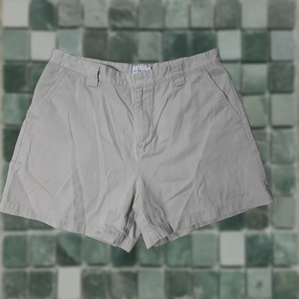 Calvin Klein Calvin Klein Shorts Mens 36 Beige Cotton Cargo Pocket Flat Front Regular Cargo Classic Logo Pockets Men Size US 36 / EU 52 - 1 Thumbnail