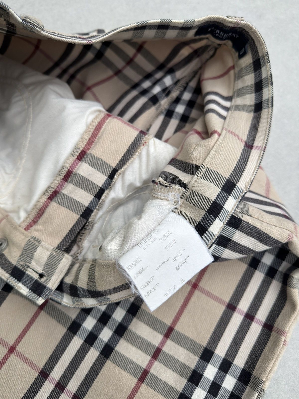 Burberry 2000’s Burberry Nova Check Logo Monogram Flared Jeans Size 28" / US 6 / IT 42 - 13 Thumbnail