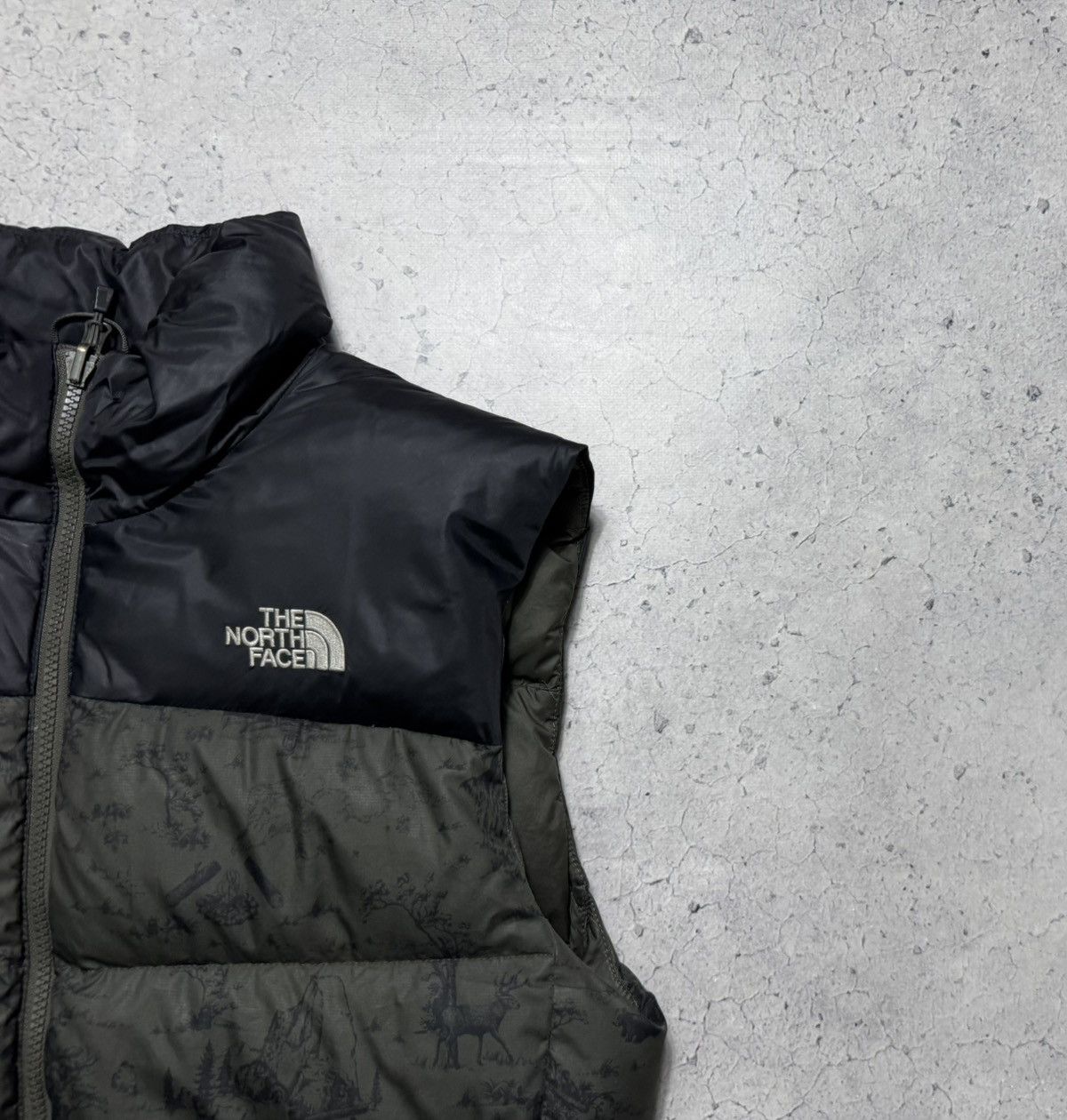 The North Face The North Face Nuptse Down Puffer Vest 700 Camo TNF Outdoor Size US S / EU 44-46 / 1 - 4 Thumbnail