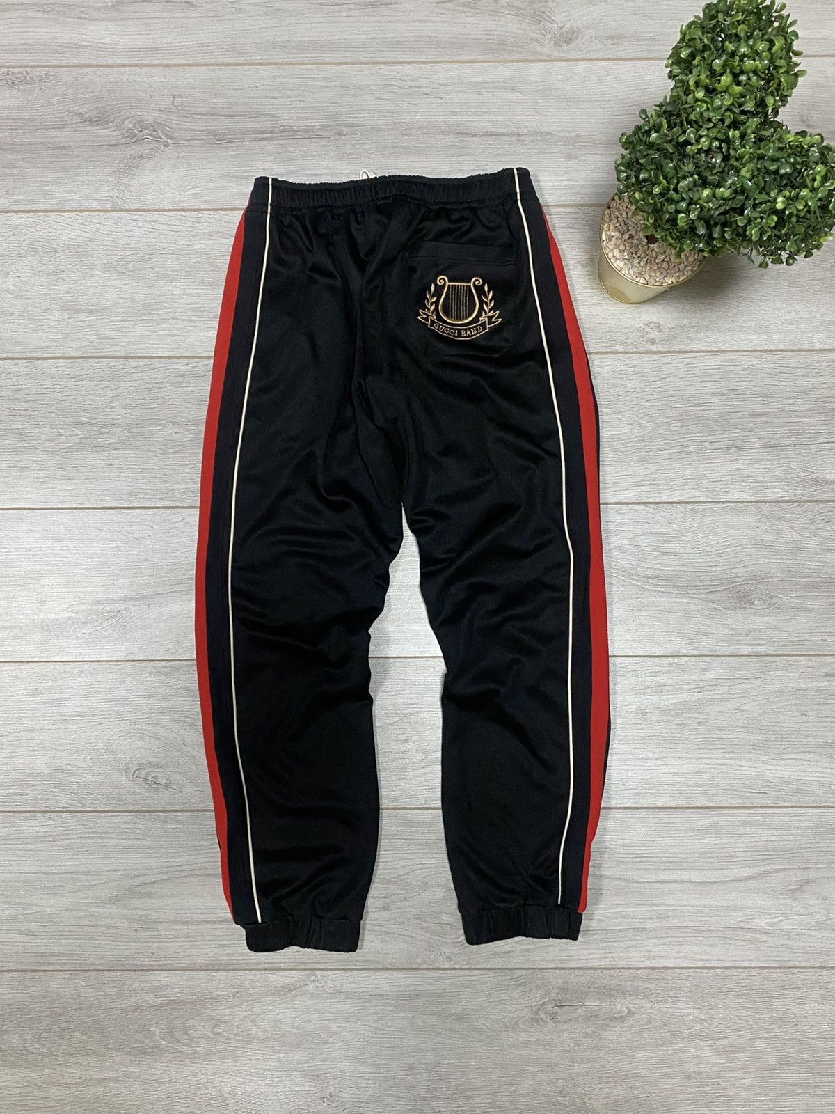 Gucci Gucci red stripes pants big logo pocket ace Size US 32 / EU 48 - 1 Thumbnail