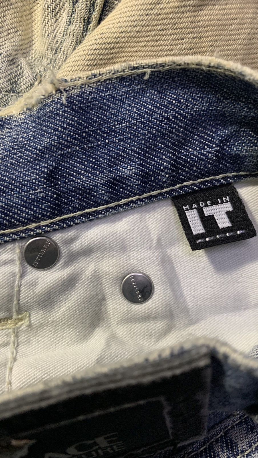 Versace Jeans Couture Versace Jeans Couture Distressed Jeans Size US 30 / EU 46 - 13 Thumbnail
