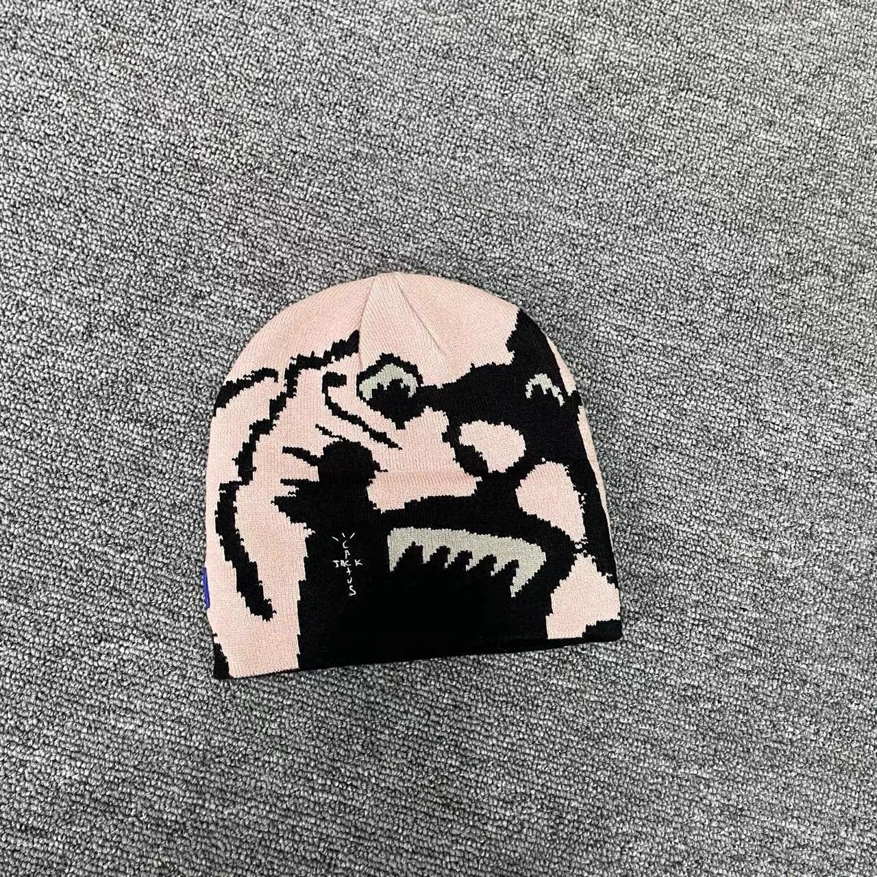 Travis Scott Travis Scott Black-Pink Animal Print Beanie K28 Size ONE SIZE - 2 Thumbnail