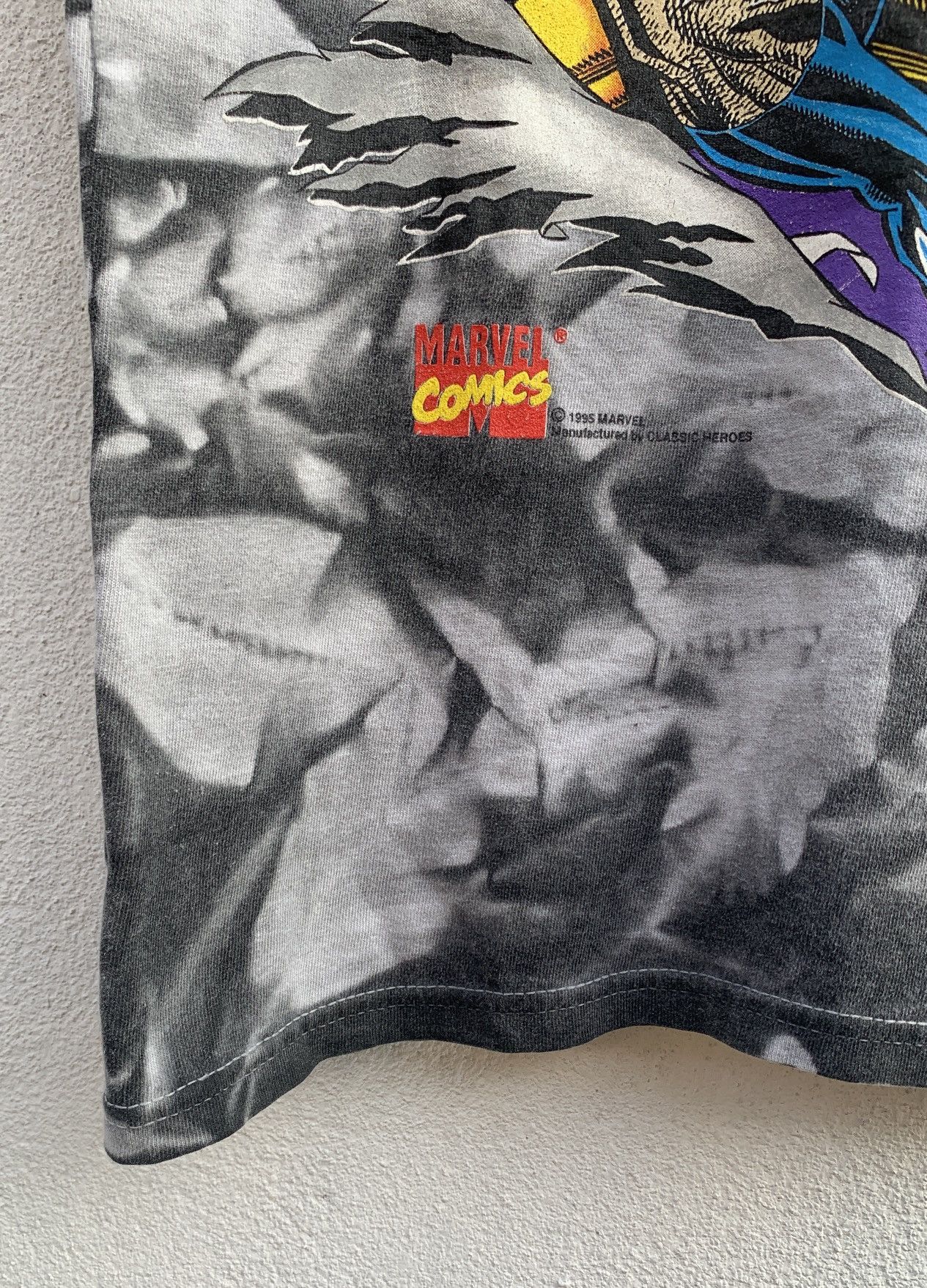 Marvel Comics Vintage 1995 Classic Heroes Wolverine Marvel T-Shirt Size US S / EU 44-46 / 1 - 6 Thumbnail