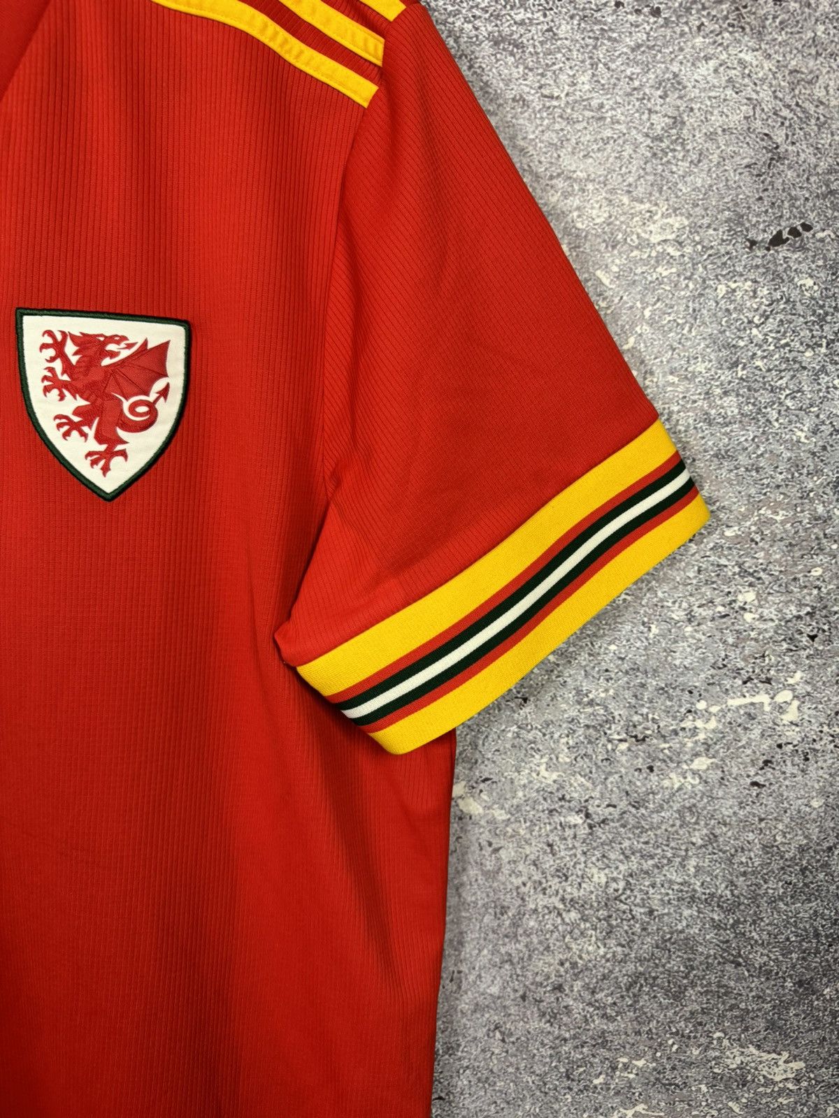 Adidas Wales National Team 2020 Adidas Soccer Jersey XL Size US XL / EU 56 / 4 - 4 Thumbnail