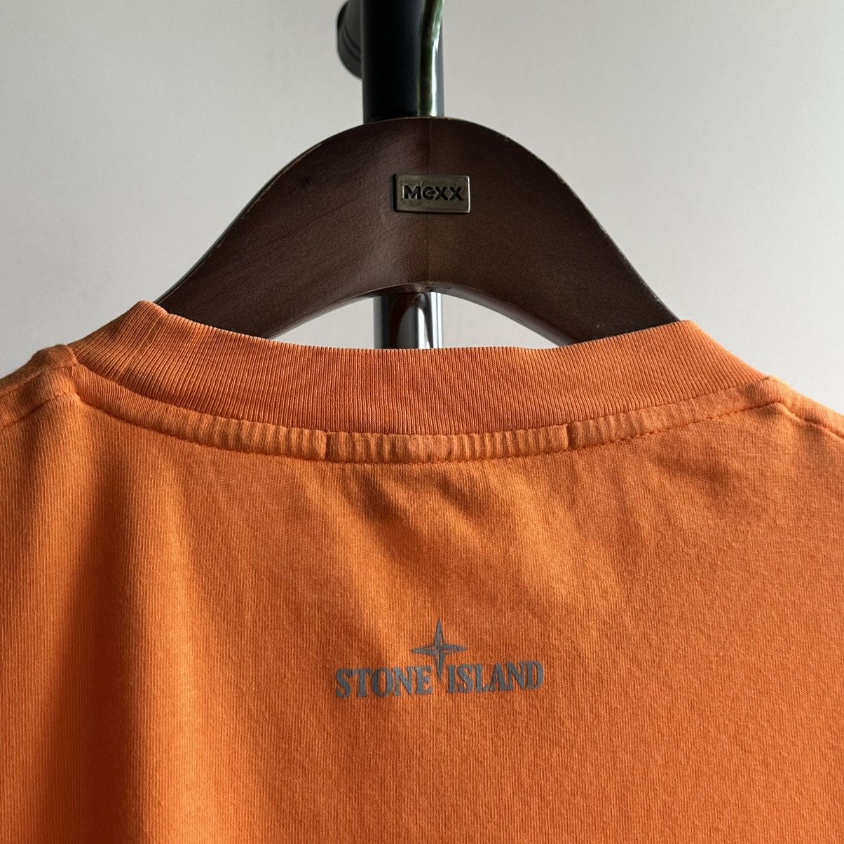 Stone Island STONE ISLAND BIG LOGO T-SHIRT Size US S / EU 44-46 / 1 - 7 Thumbnail