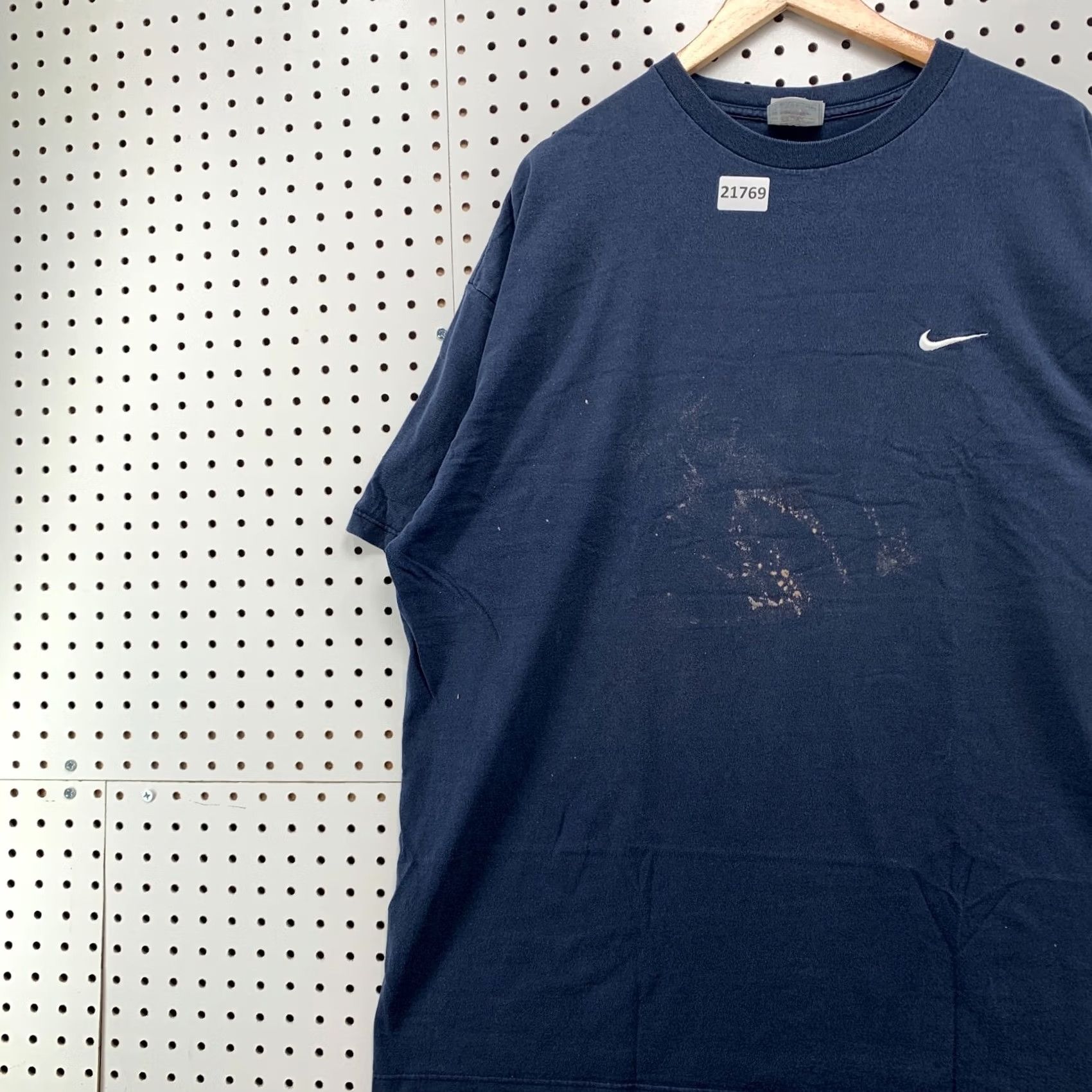 Nike VINTAGE Nike Shirt 2XL Adult Navy White Embroidered Swoosh 90s USA Shirt Mens Size US XXL / EU 58 / 5 - 4 Thumbnail