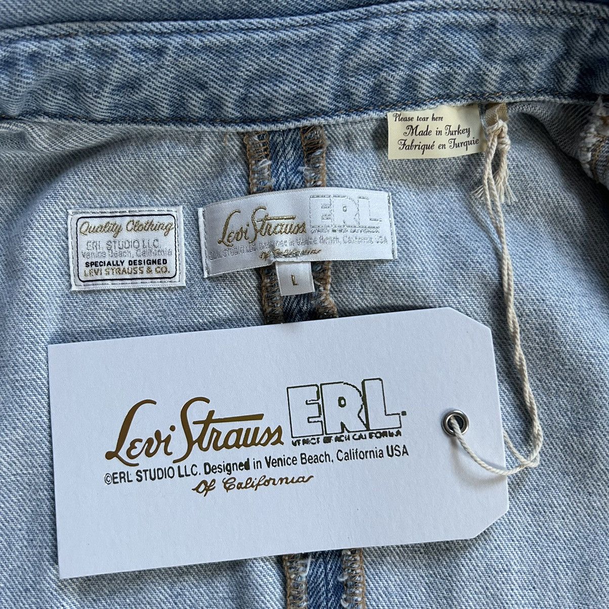 ERL × Levi's LiGHT BLUE STONE WASH FiTTED DENiM SHiRT A53830000 Size L / US 10 / IT 46 - 8 Thumbnail