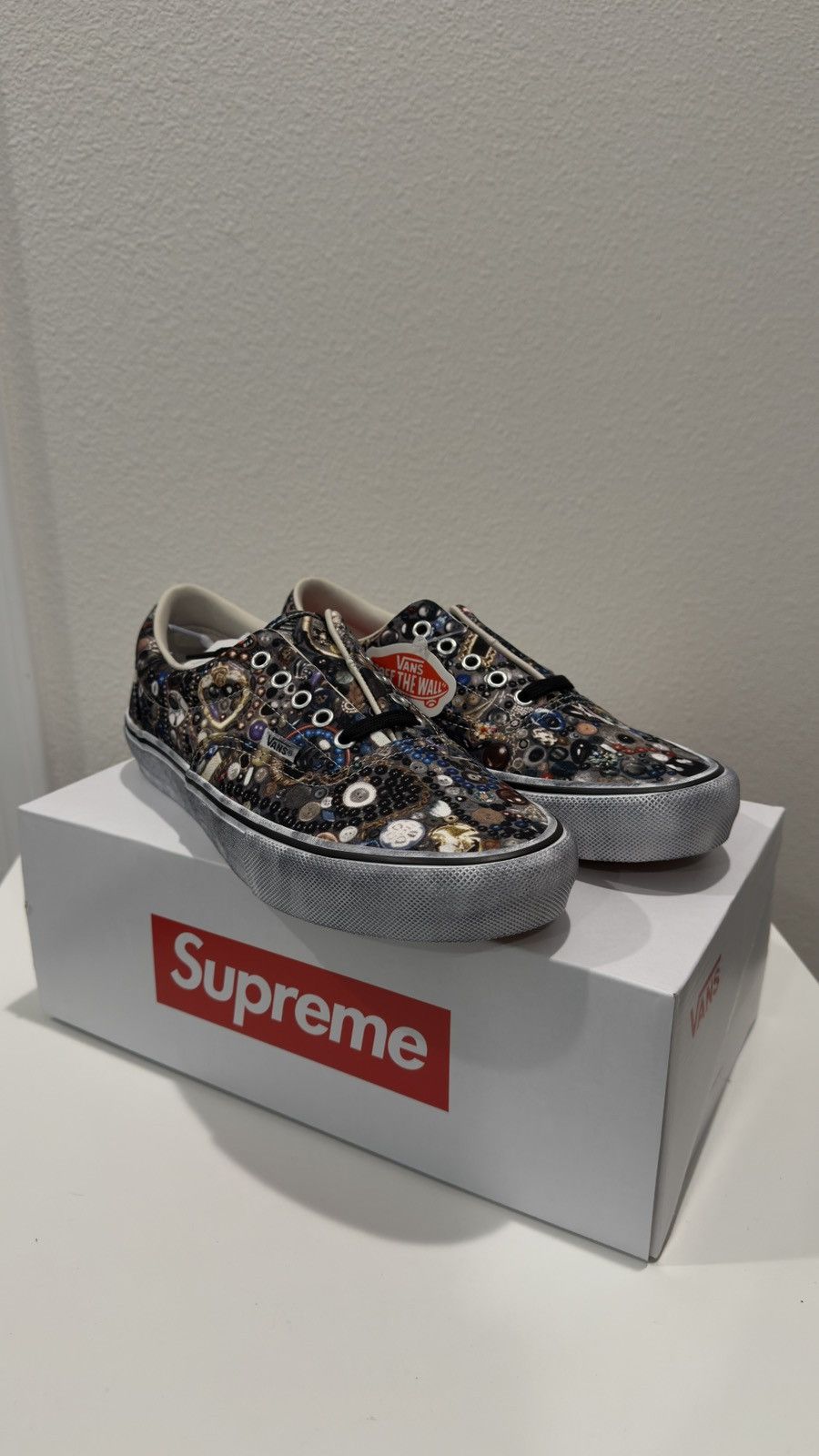 Supreme Supreme x Mike Kelley Vans Era SS26 Size 9.5 Size US 9.5 / EU 42-43 - 1 Thumbnail
