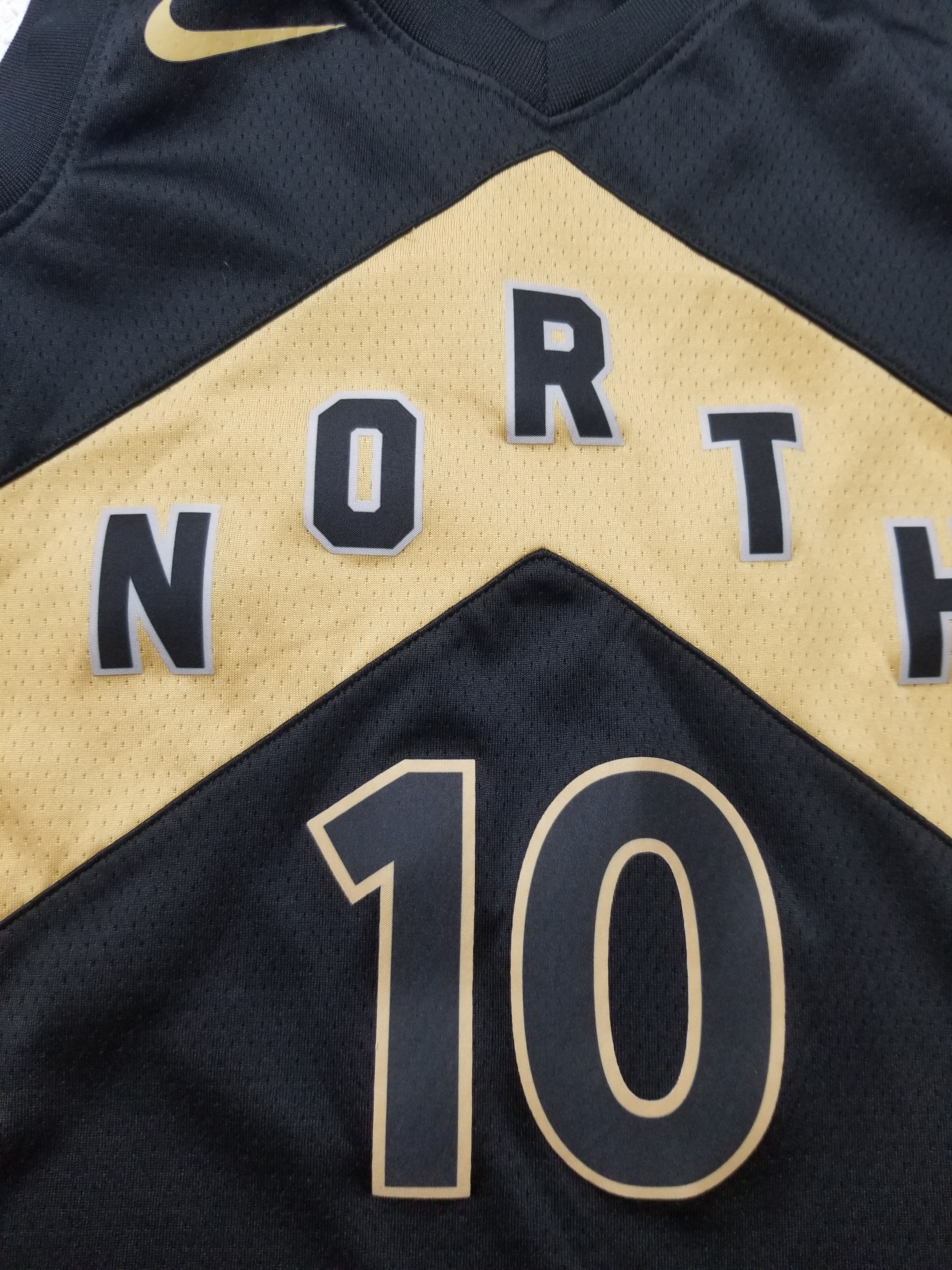 Nike NBA Toronto Raptors OVO City #10 DeMar DeRozan Jersey Size US S / EU 44-46 / 1 - 9 Thumbnail