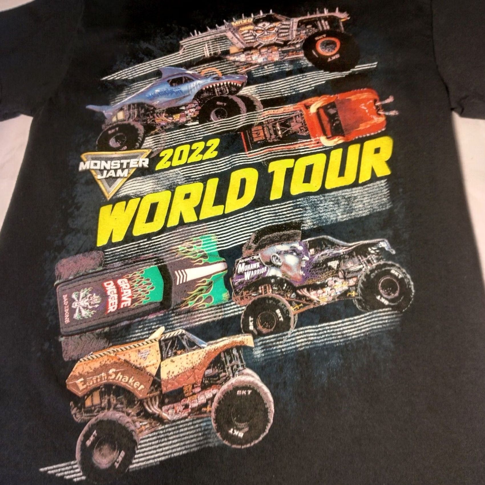 Gildan Monster Jam 2022 World Tour Shirt Gr ave Digger Grave Digger Max O Trucks Graphic Crew Neck Short Sleeve Black B lack S Size US S / EU 44-46 / 1 - 2 Thumbnail