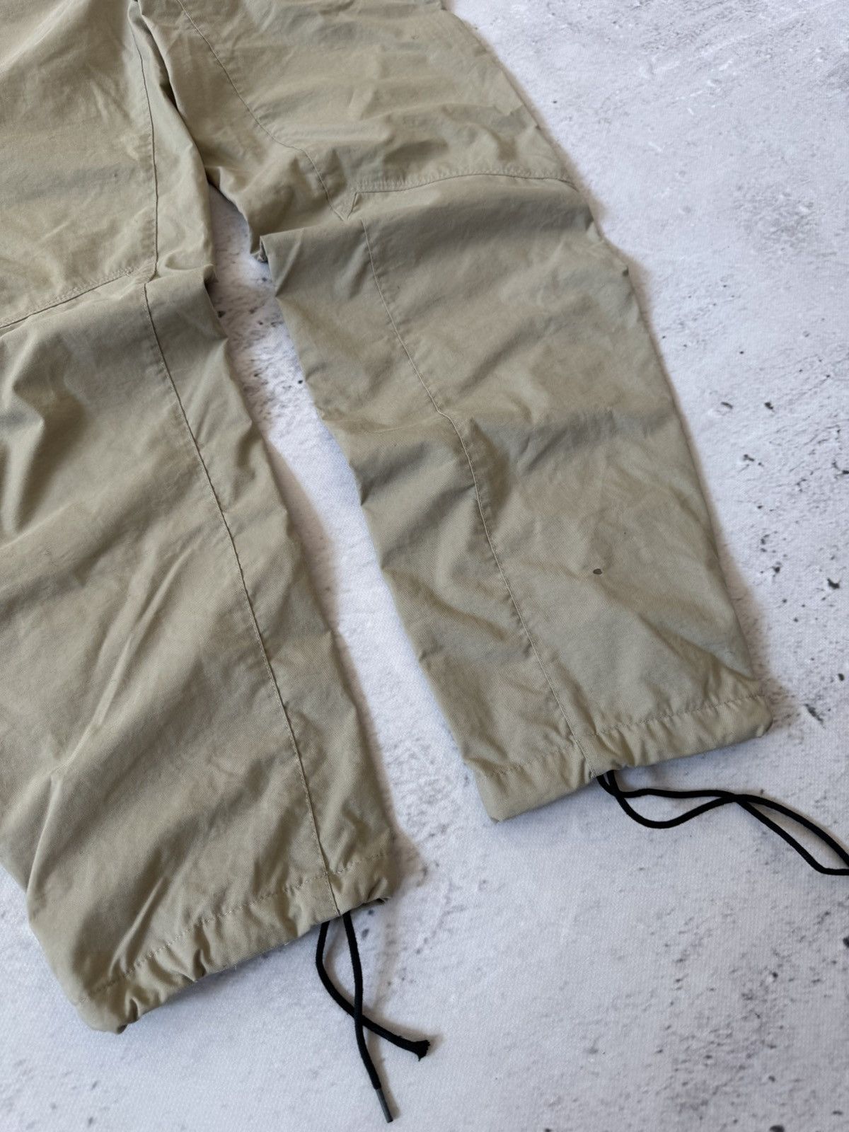 Nike × Vintage NIKE AIR MAX NYLON VINTAGE Y2K BAGGY FIT PANTS SWEATPANTS Size US 32 / EU 48 - 2 Thumbnail