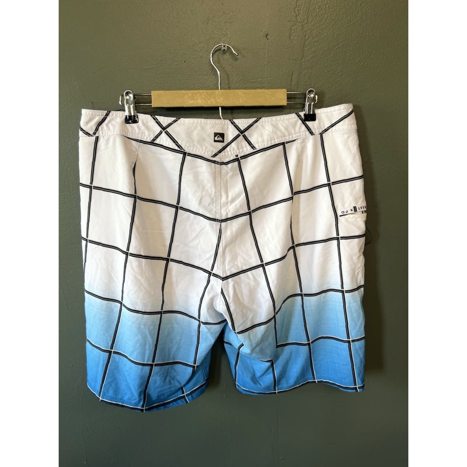 Quiksilver Quiksilver Board Shorts Blue Checkered Size 38 Mens Size US 38 / EU 54 - 2 Thumbnail